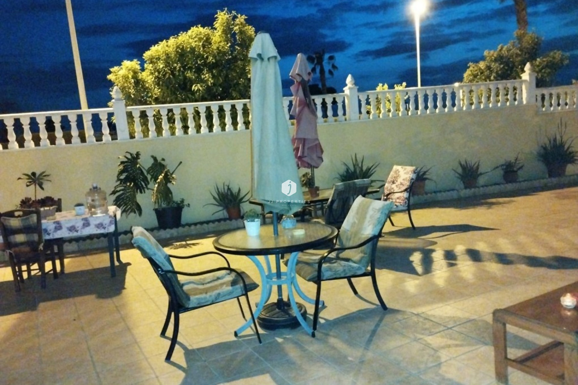 Tweedehands - Villa -
Torrevieja - Costa Blanca