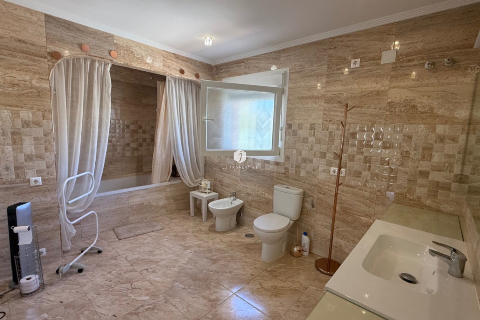 Tweedehands - Villa -
Torrevieja - Costa Blanca