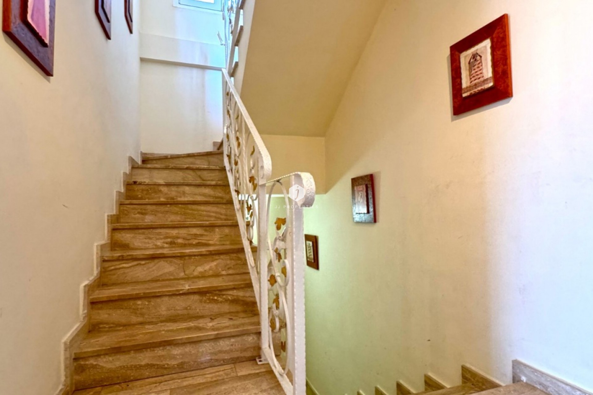 Tweedehands - Villa -
Torrevieja - Costa Blanca