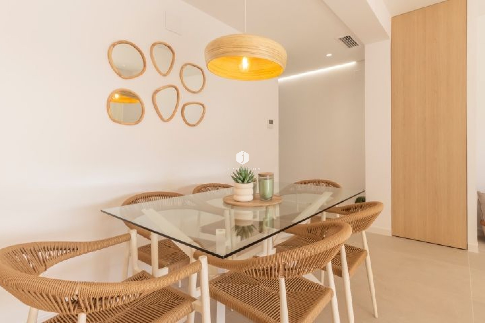 Tweedehands - Villa -
Torrevieja - Costa Blanca