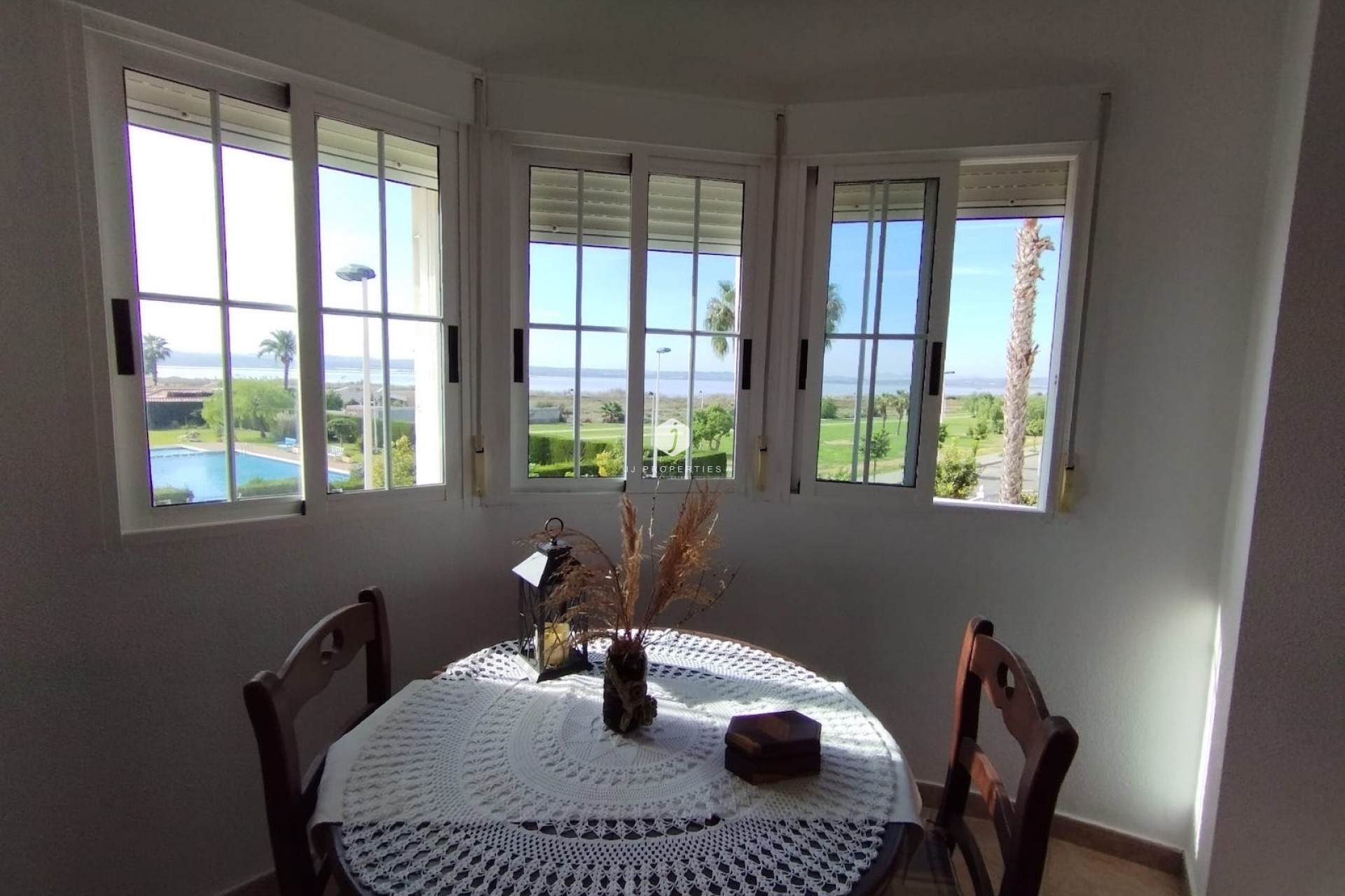 Tweedehands - Villa -
Torrevieja - Costa Blanca