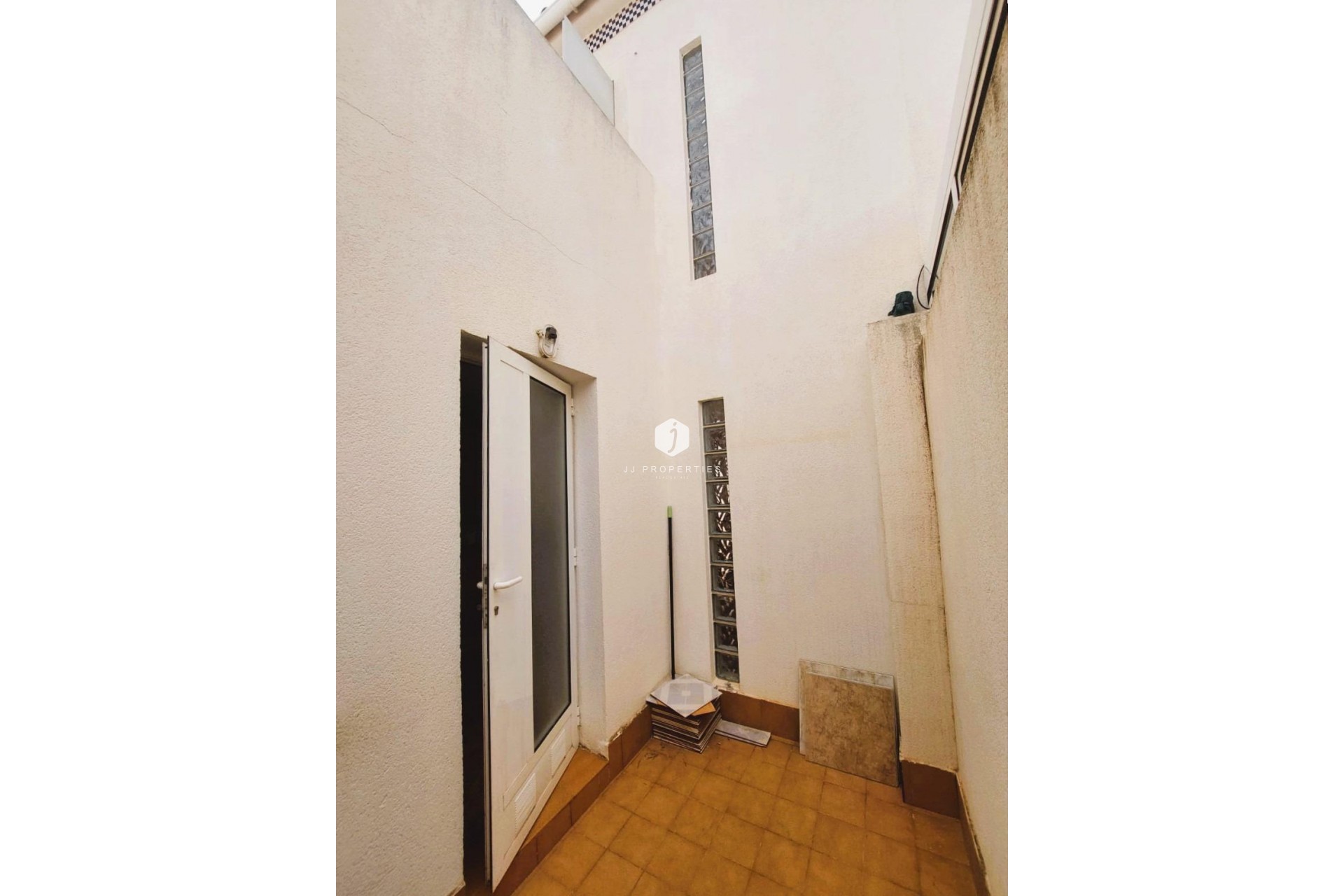 Tweedehands - Villa -
Torrevieja - Costa Blanca