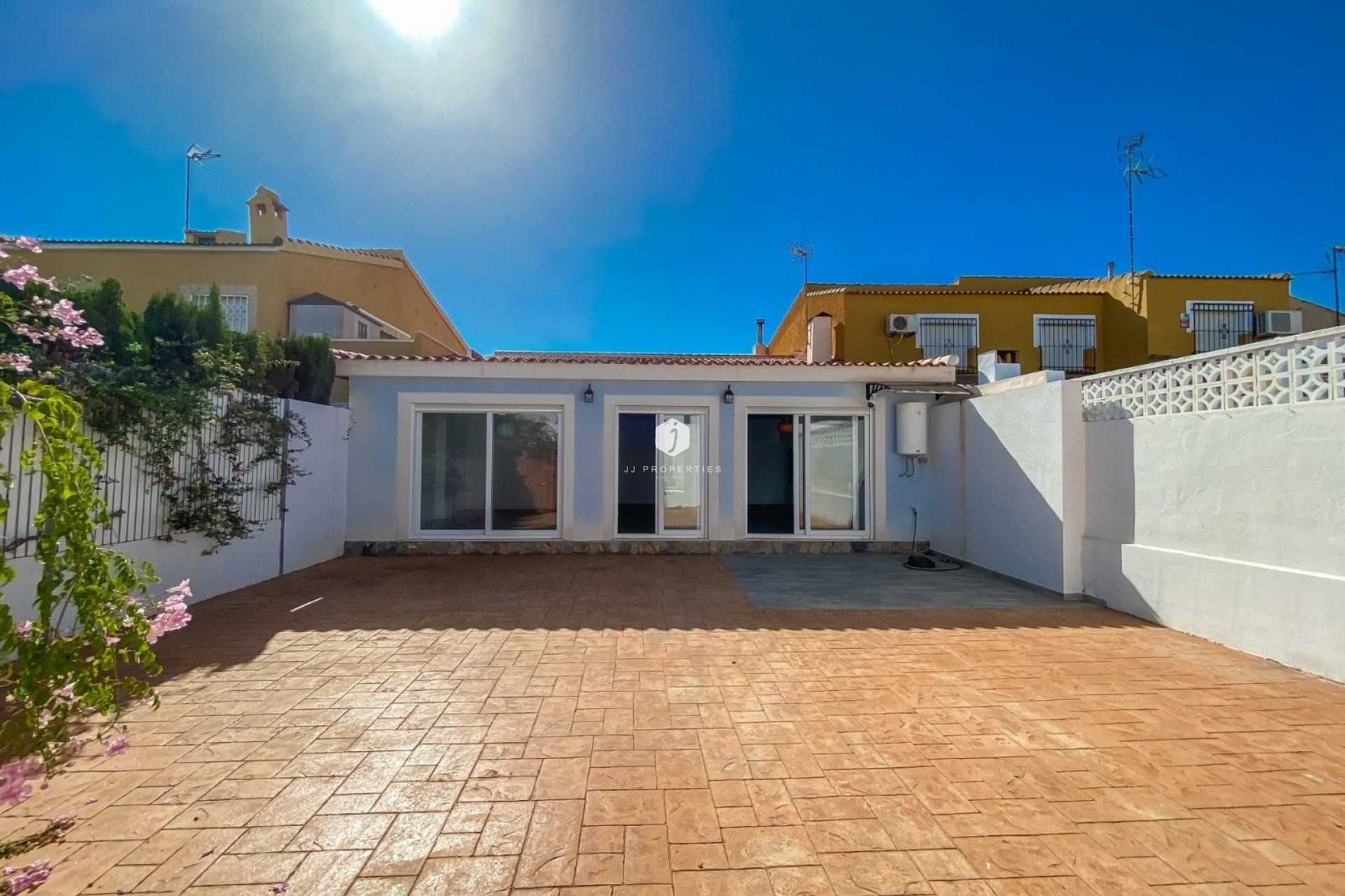Tweedehands - Villa -
Torrevieja - Costa Blanca