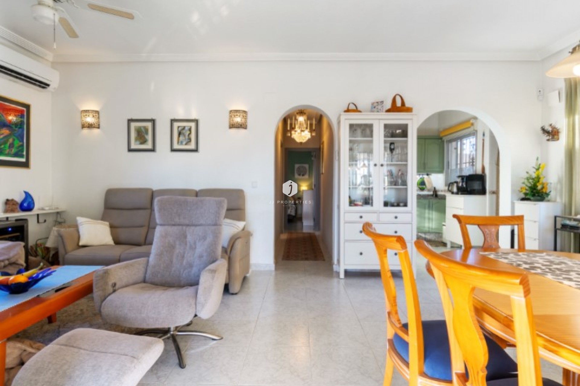 Tweedehands - Villa -
Torrevieja - Costa Blanca