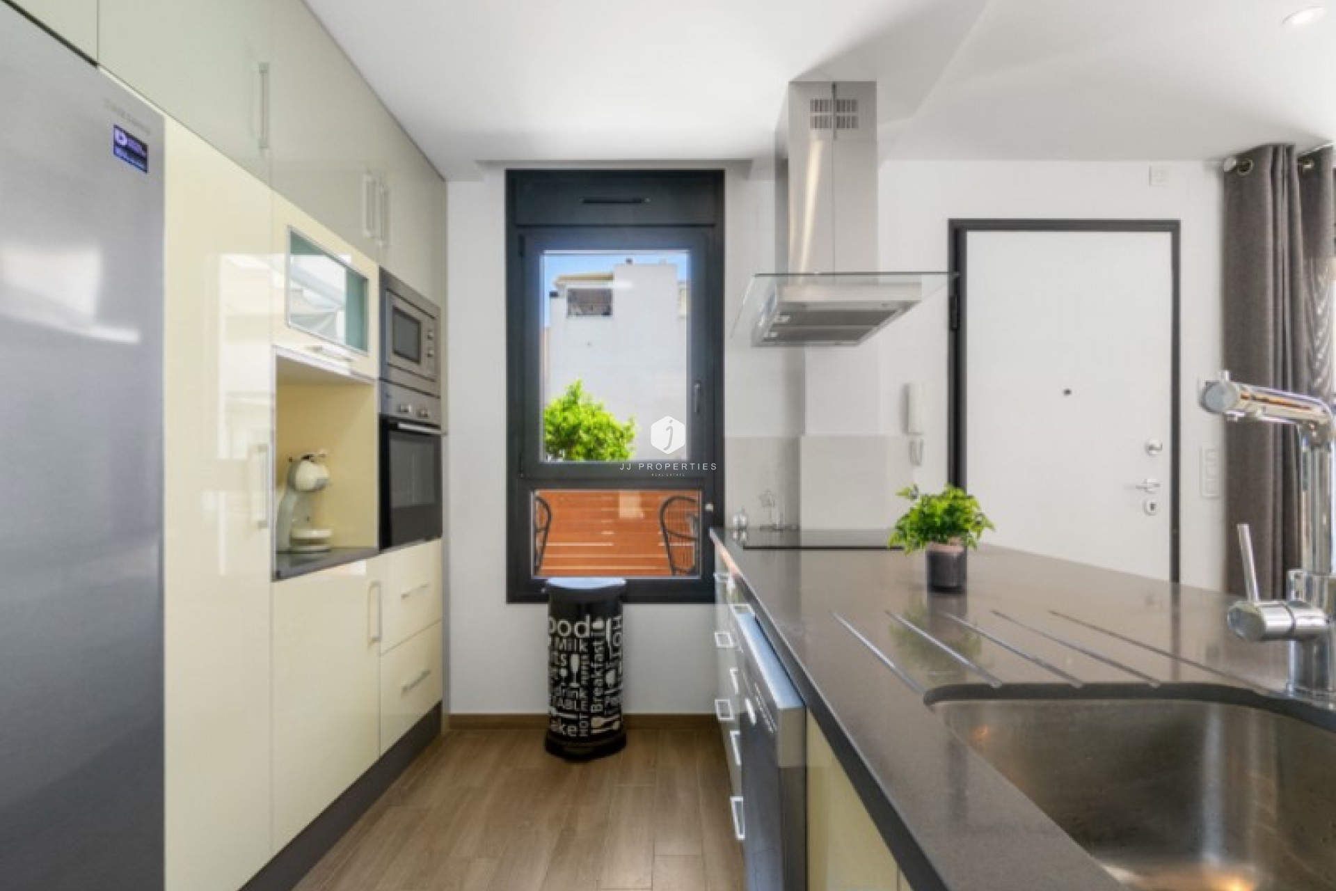 Tweedehands - Villa -
Torrevieja - Costa Blanca