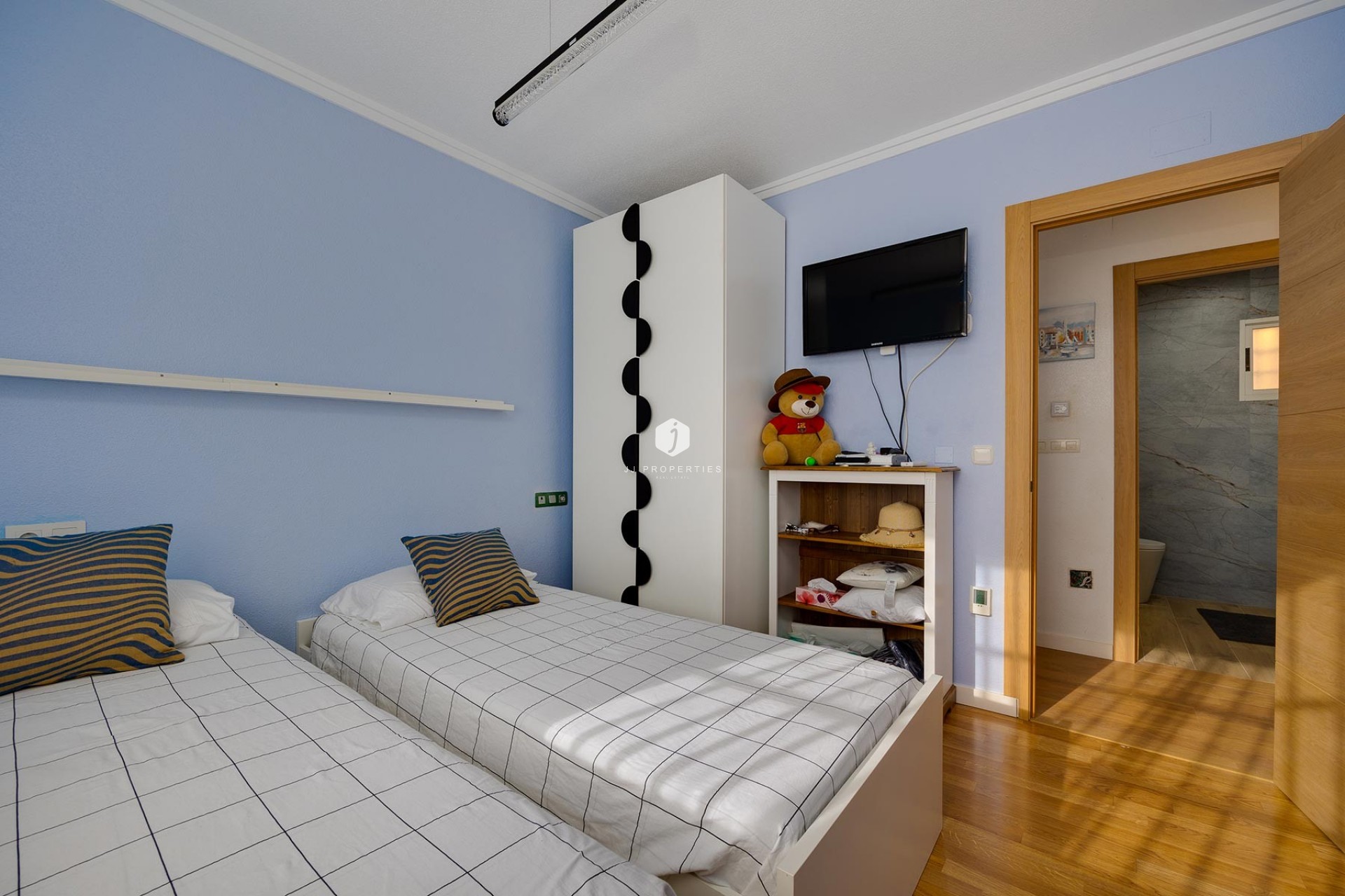 Tweedehands - Villa -
Torrevieja - Costa Blanca