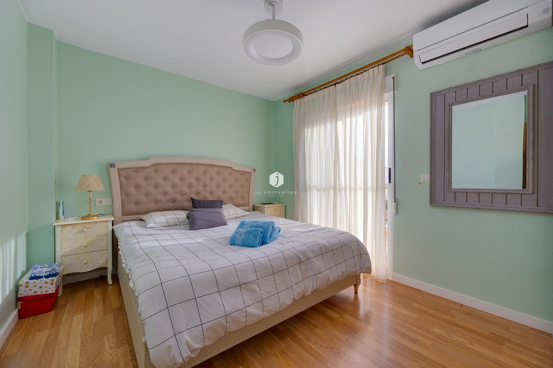 Tweedehands - Villa -
Torrevieja - Costa Blanca