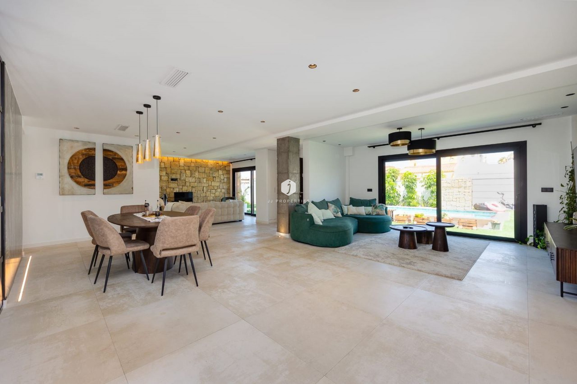 Tweedehands - Villa -
Torrevieja - Costa Blanca