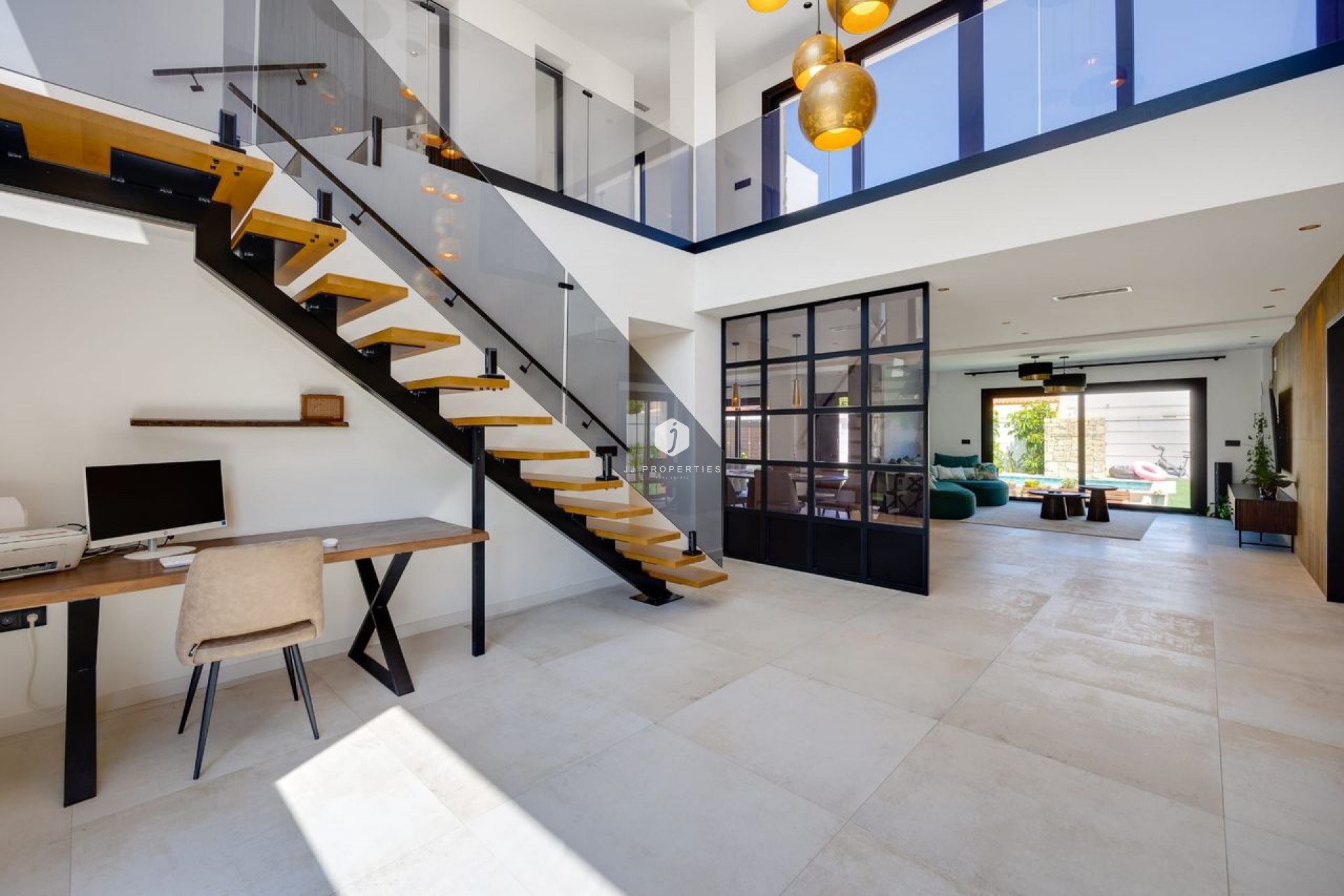 Tweedehands - Villa -
Torrevieja - Costa Blanca