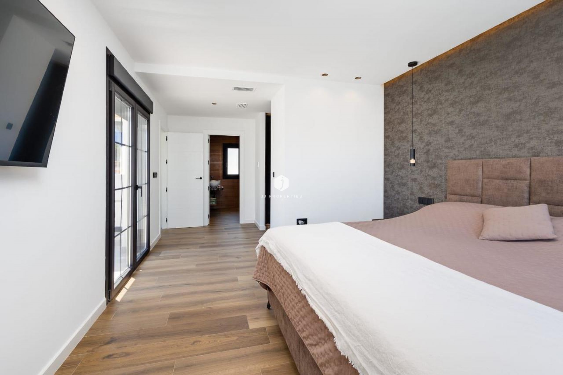 Tweedehands - Villa -
Torrevieja - Costa Blanca