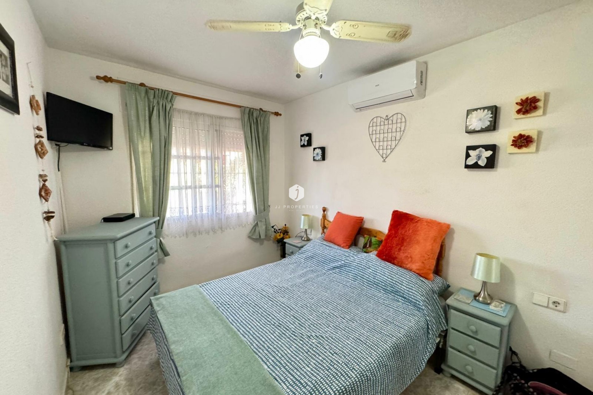 Tweedehands - Villa -
Torrevieja - Costa Blanca