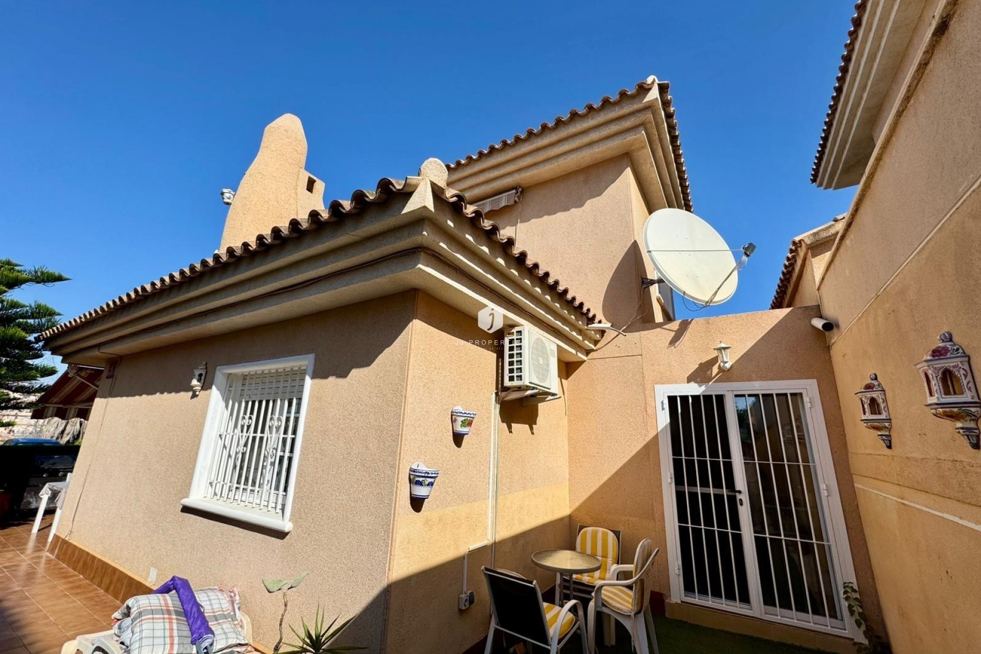 Tweedehands - Villa -
Torrevieja - Costa Blanca