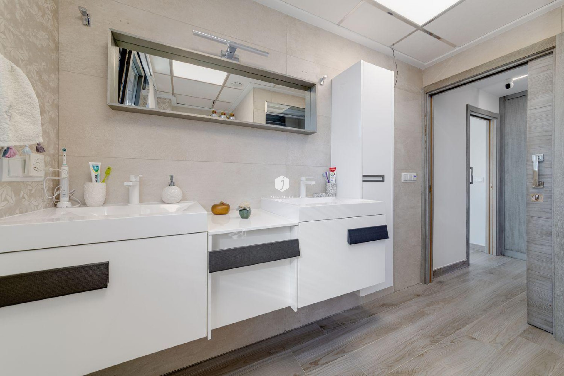 Tweedehands - Villa -
Torrevieja - Costa Blanca