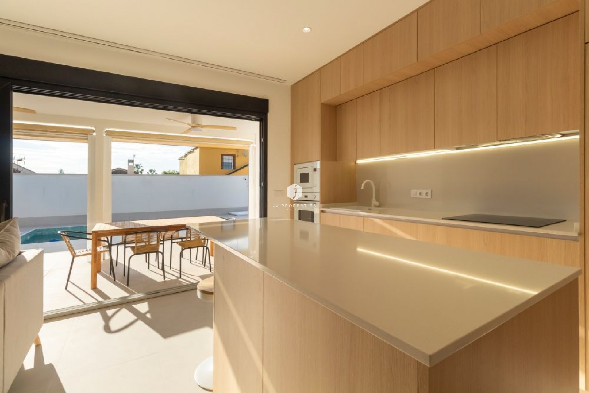 Tweedehands - Villa -
Torrevieja - Costa Blanca