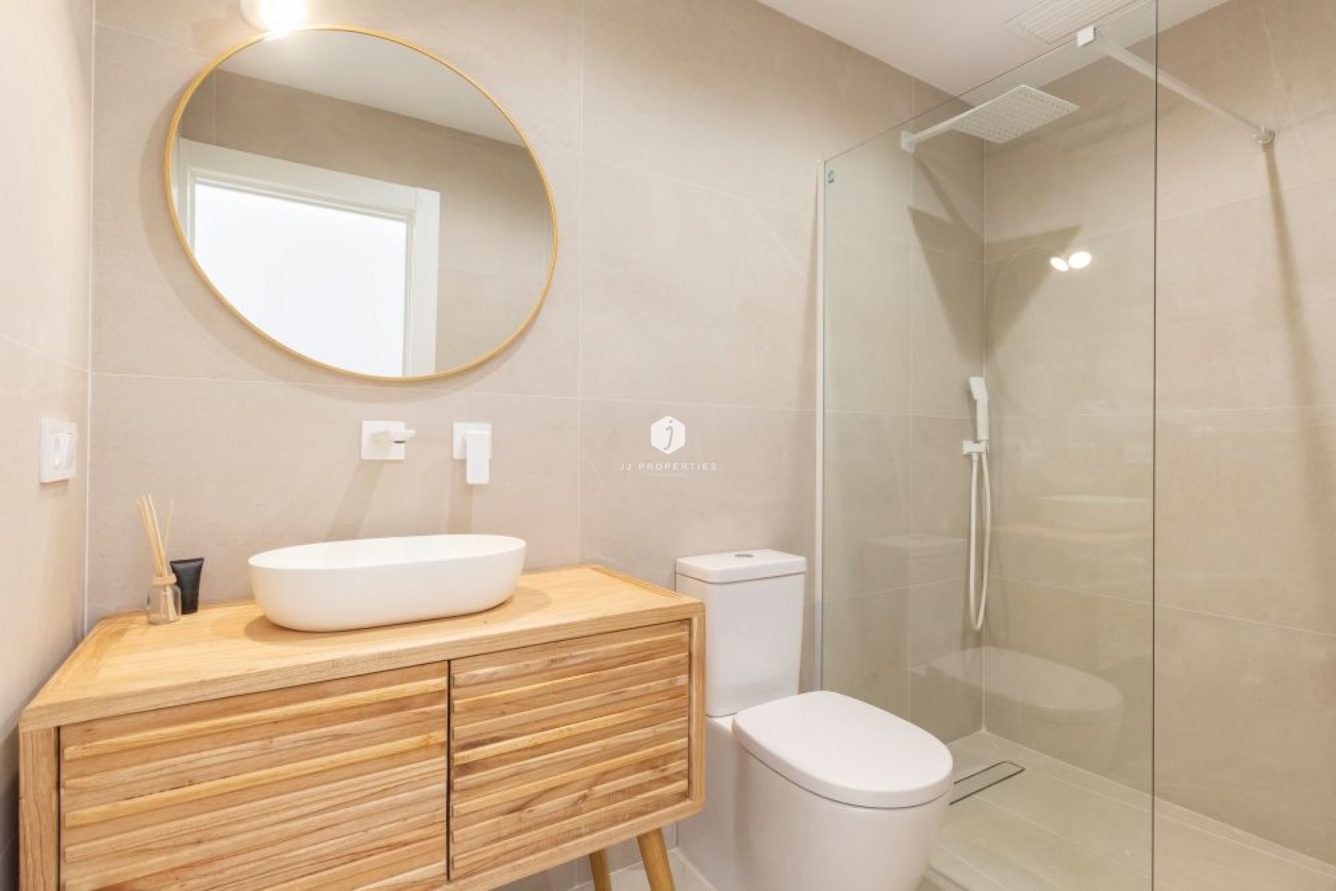 Tweedehands - Villa -
Torrevieja - Costa Blanca