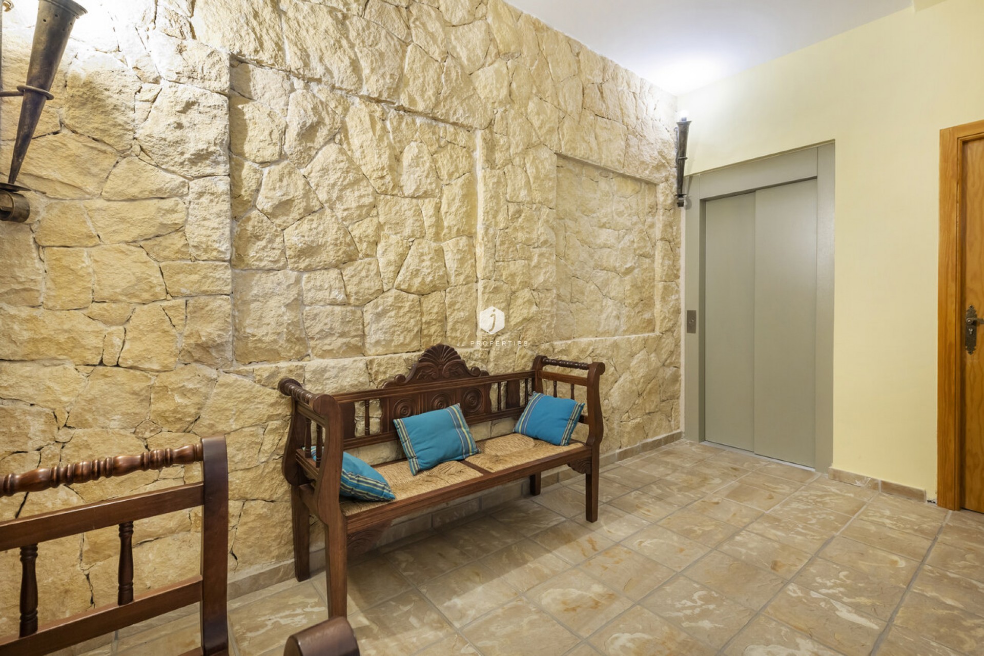 Tweedehands - Villa -
Torrevieja - Costa Blanca