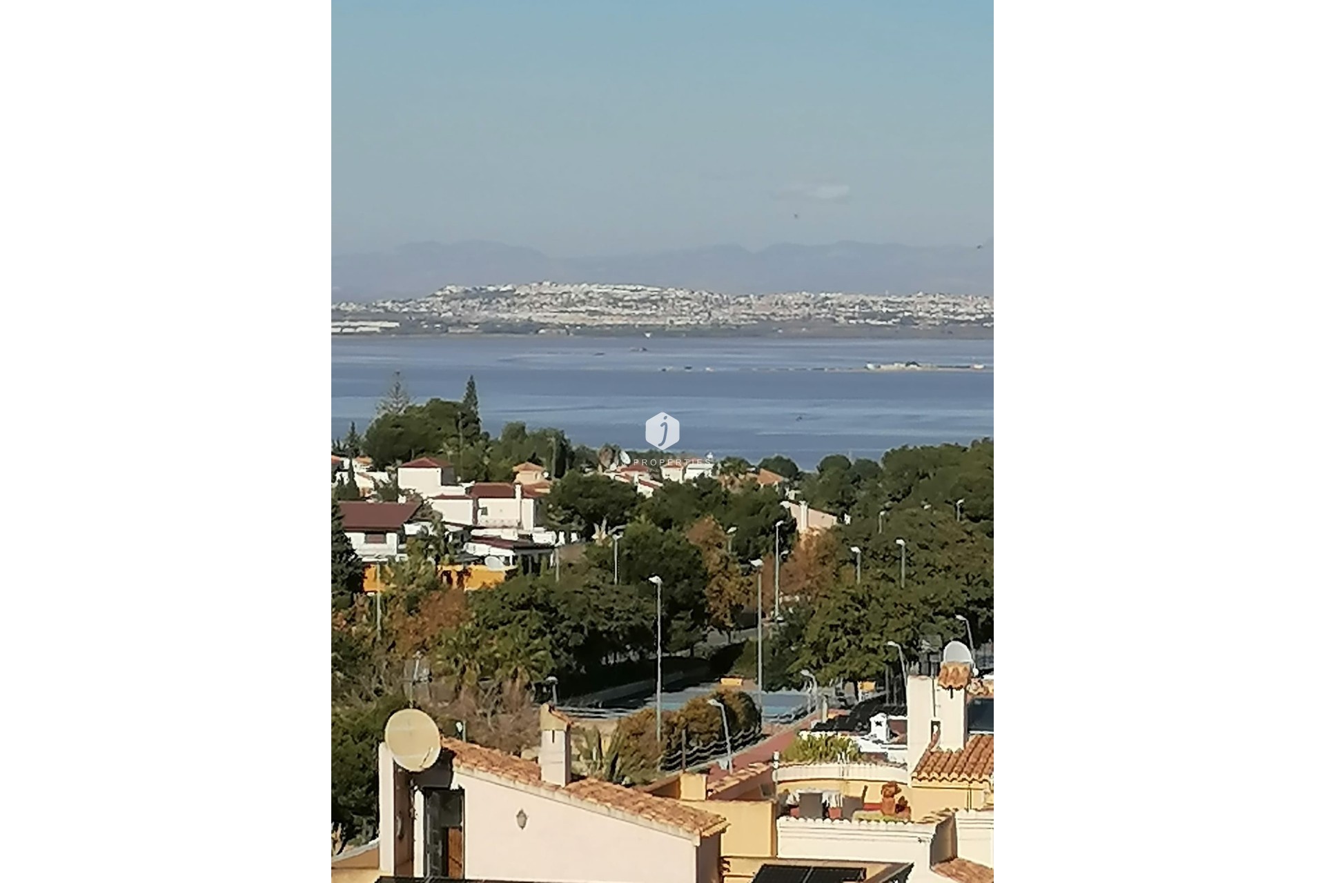 Tweedehands - Villa -
Torrevieja - Costa Blanca