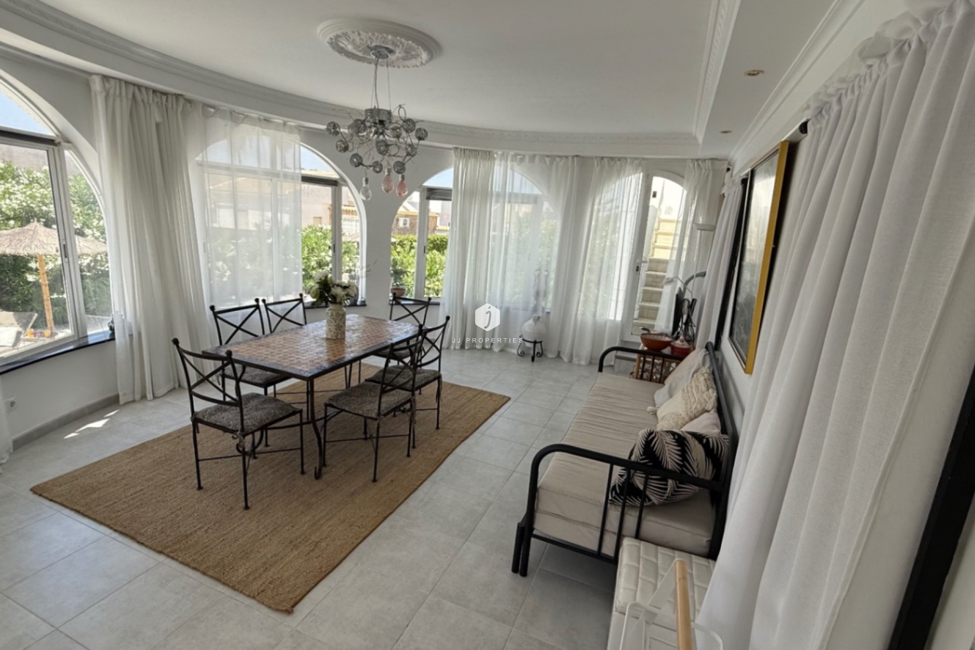 Tweedehands - Villa -
Torrevieja - Costa Blanca