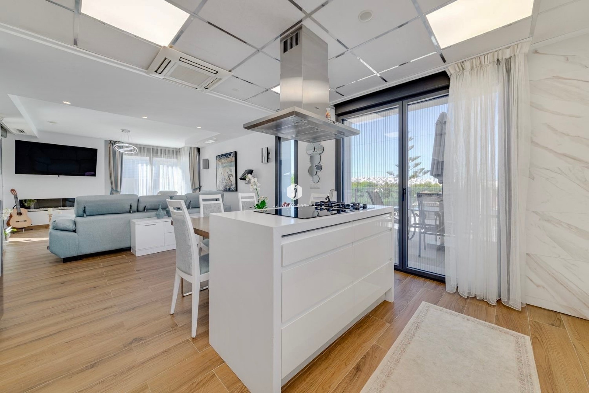 Tweedehands - Villa -
Torrevieja - Costa Blanca