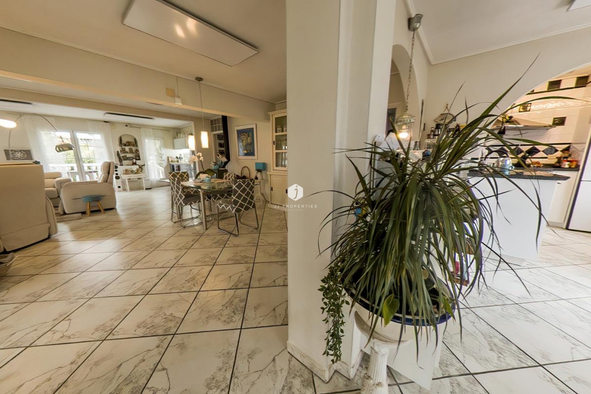 Tweedehands - Villa -
Torrevieja - Costa Blanca