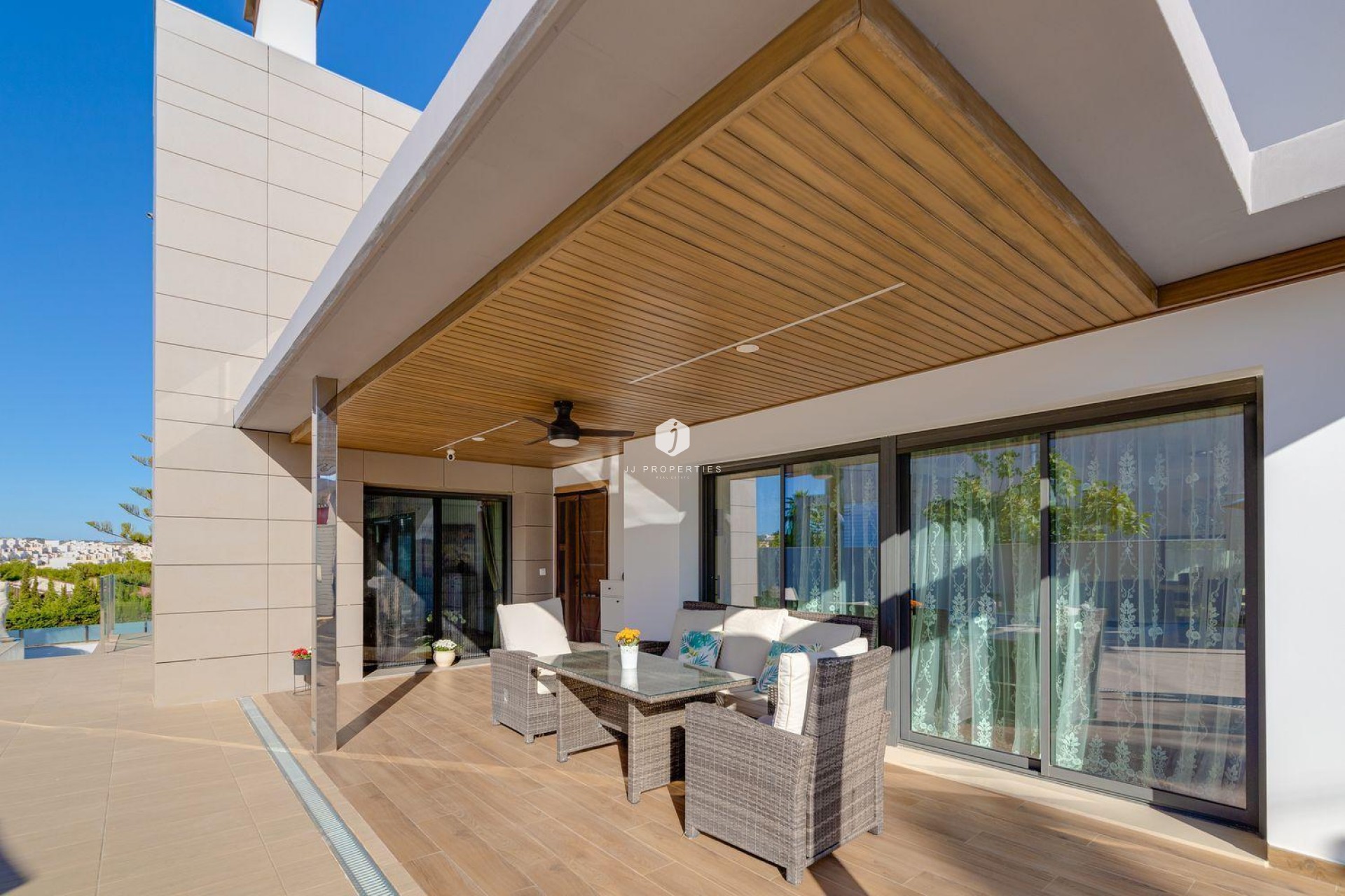 Tweedehands - Villa -
Torrevieja - Costa Blanca