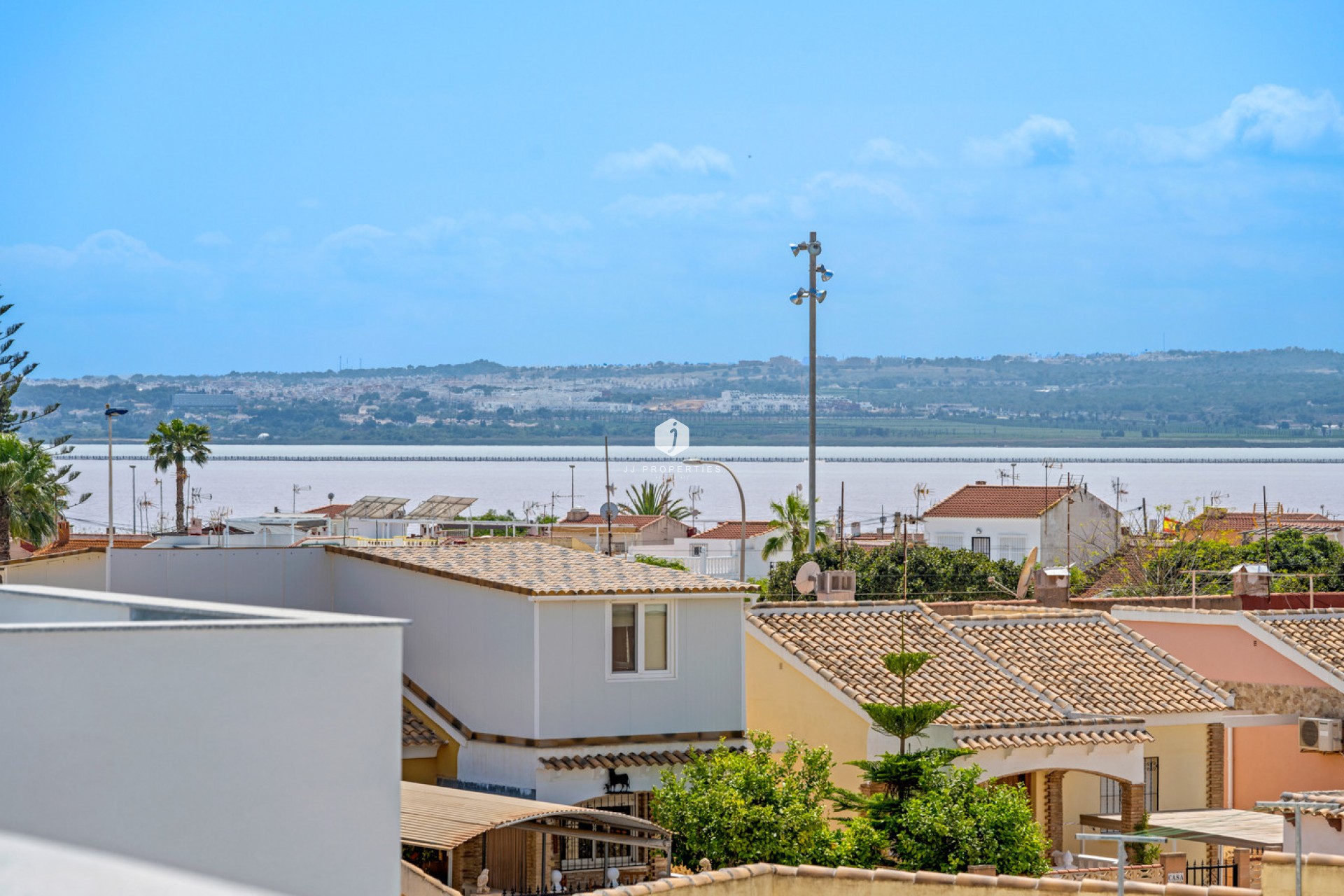 Tweedehands - Villa -
Torrevieja - Costa Blanca