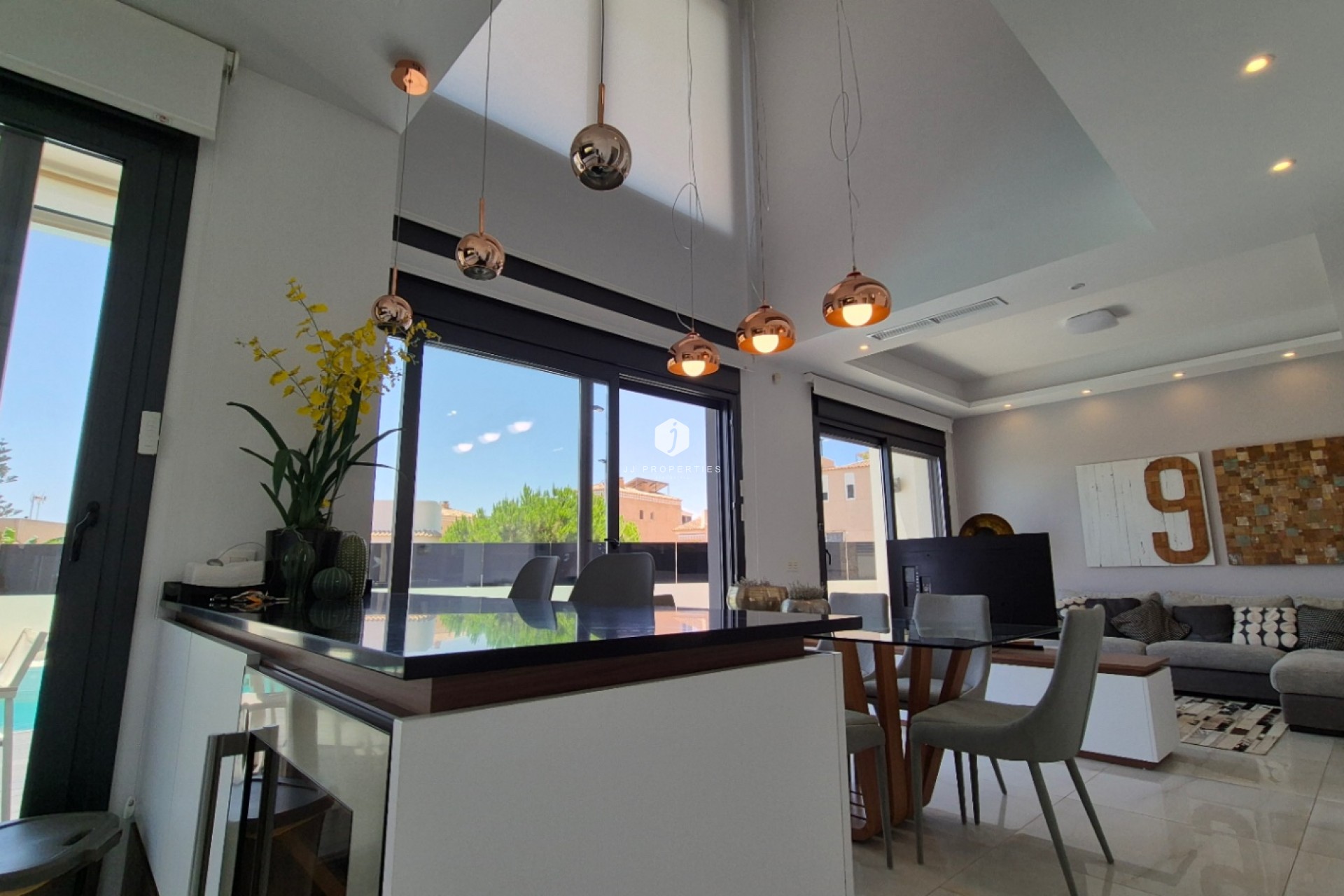 Tweedehands - Villa -
Torrevieja - Costa Blanca