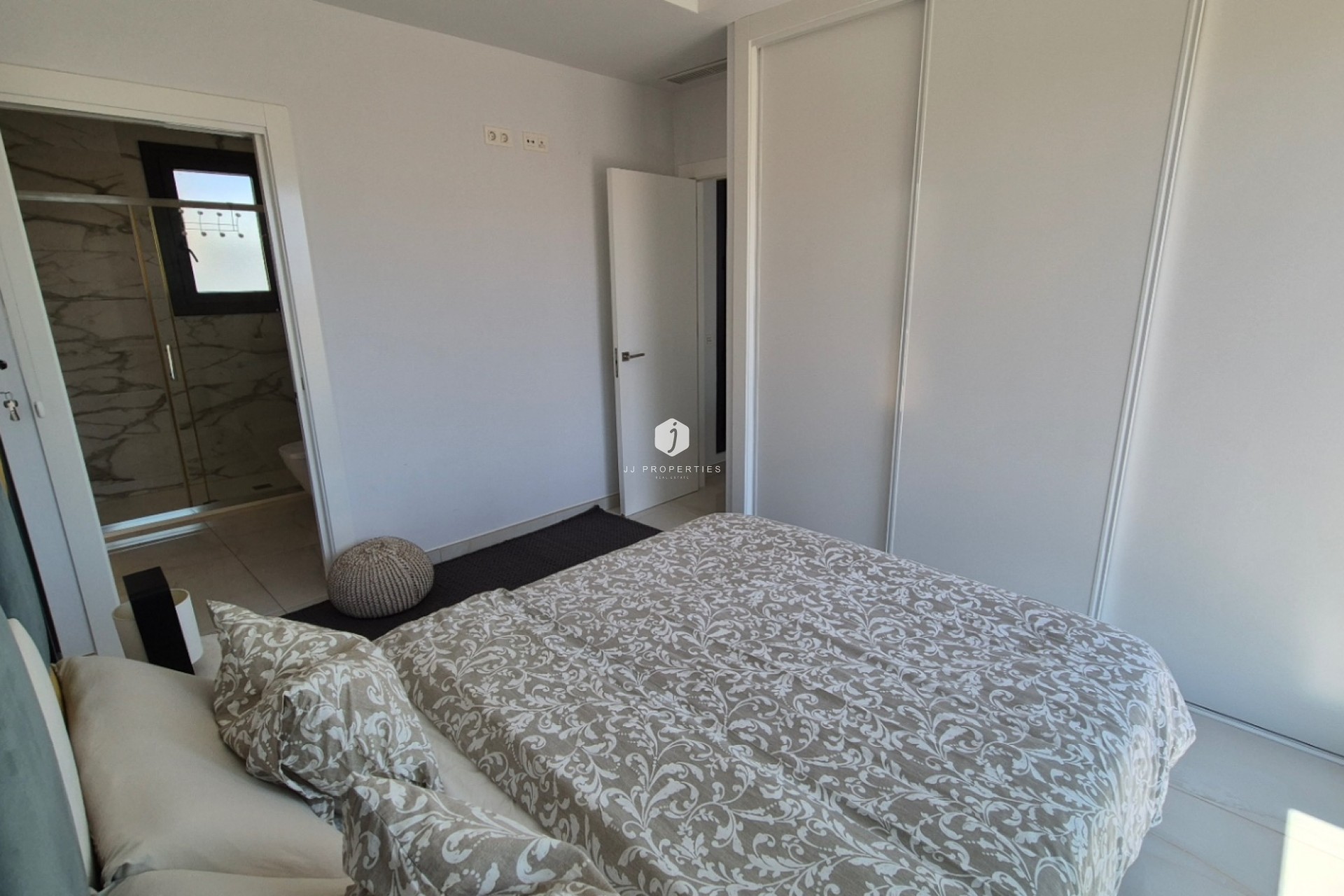 Tweedehands - Villa -
Torrevieja - Costa Blanca
