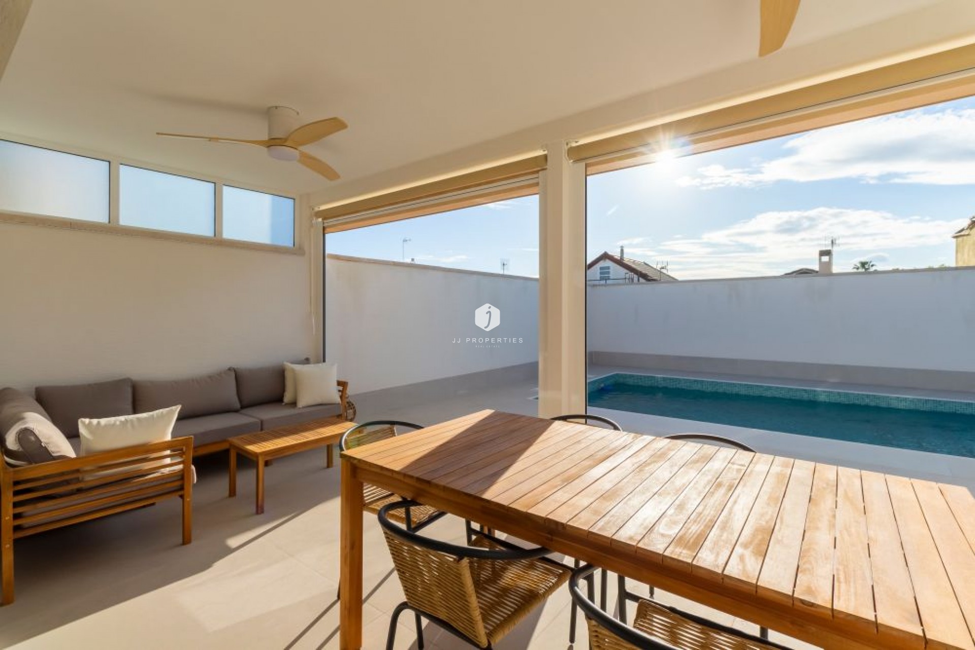 Tweedehands - Villa -
Torrevieja - Costa Blanca