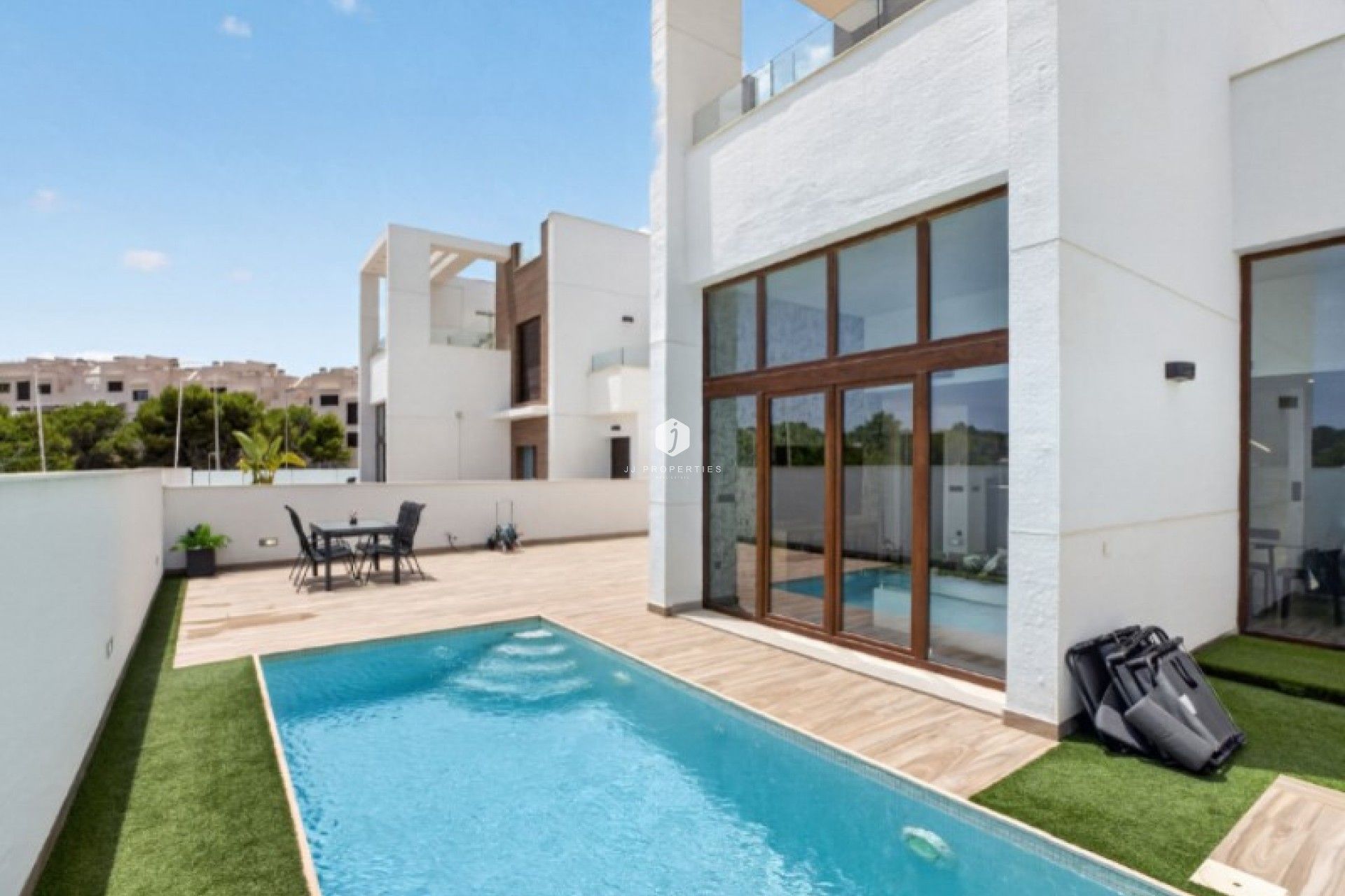 Tweedehands - Villa -
Torrevieja - Costa Blanca
