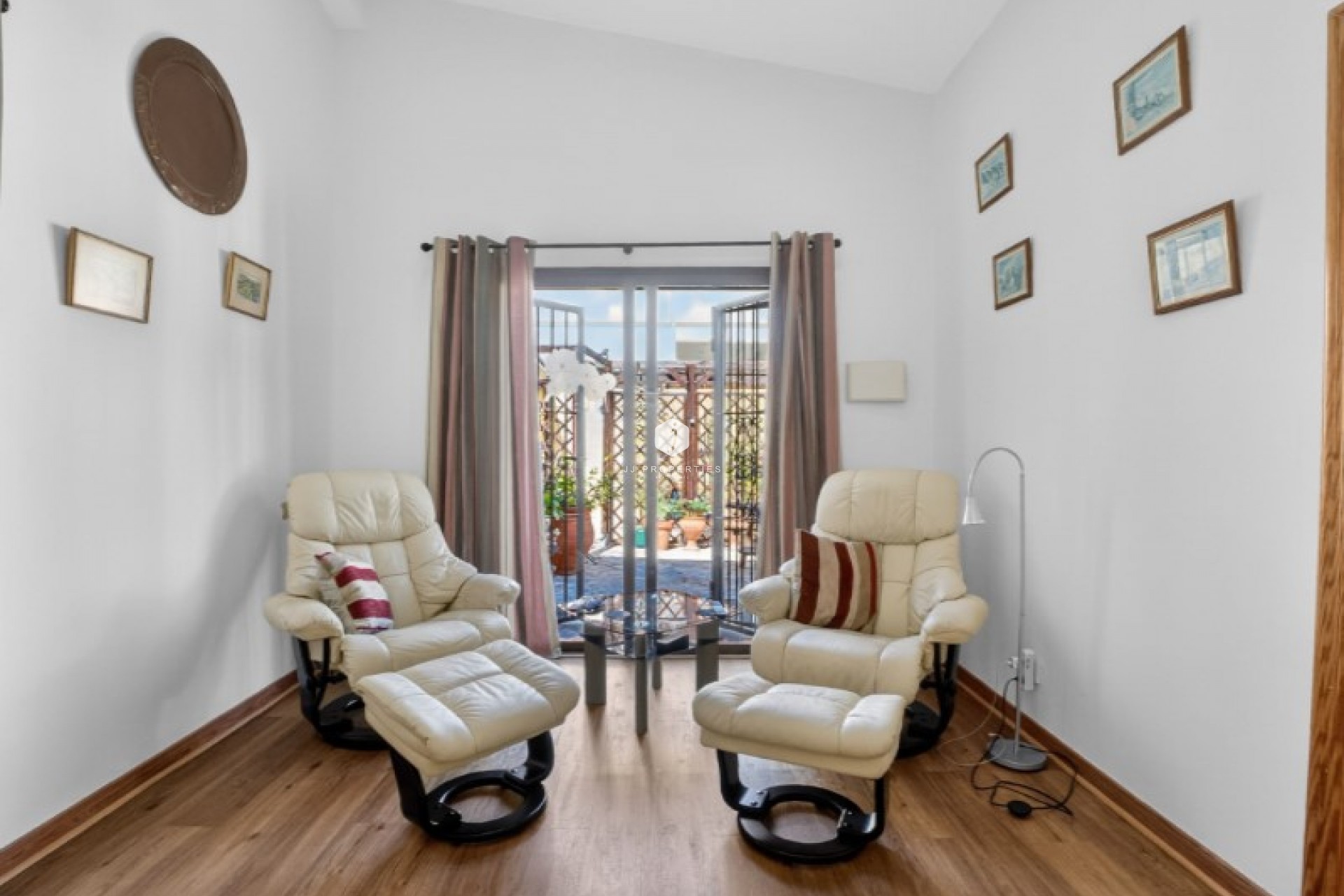 Tweedehands - Villa -
Torrevieja - Costa Blanca