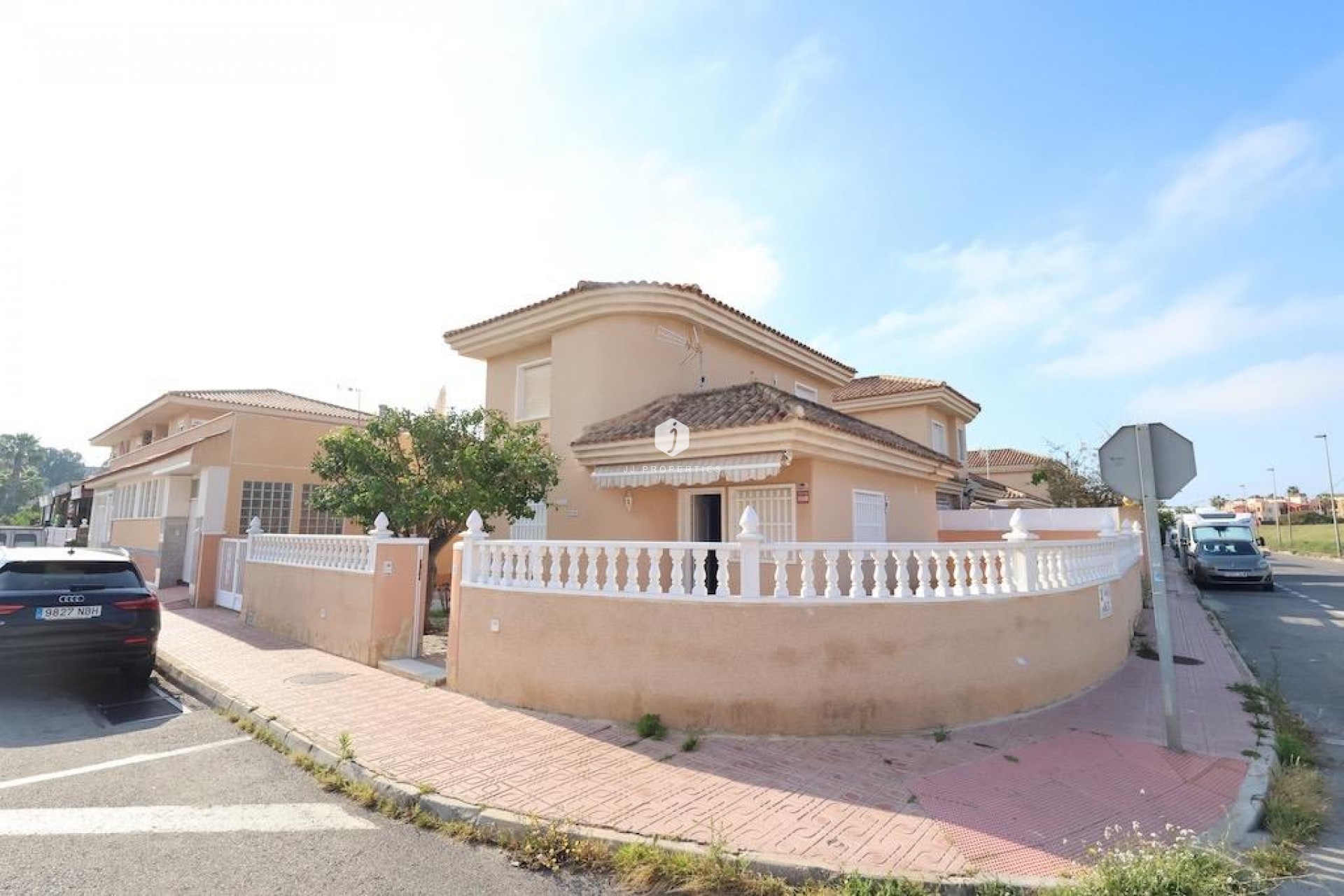 Tweedehands - Villa -
Torrevieja - Costa Blanca