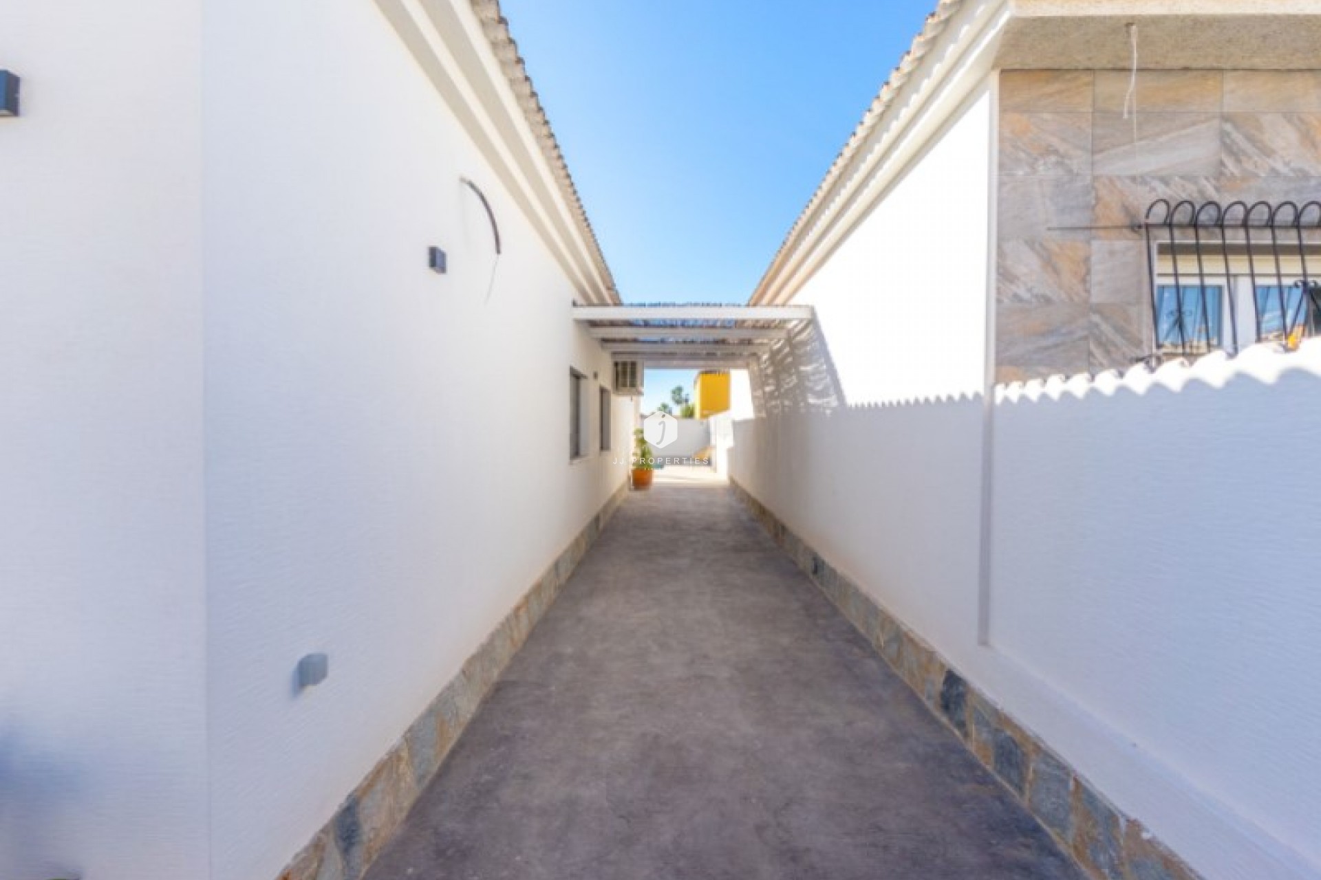 Tweedehands - Villa -
Torrevieja - Costa Blanca