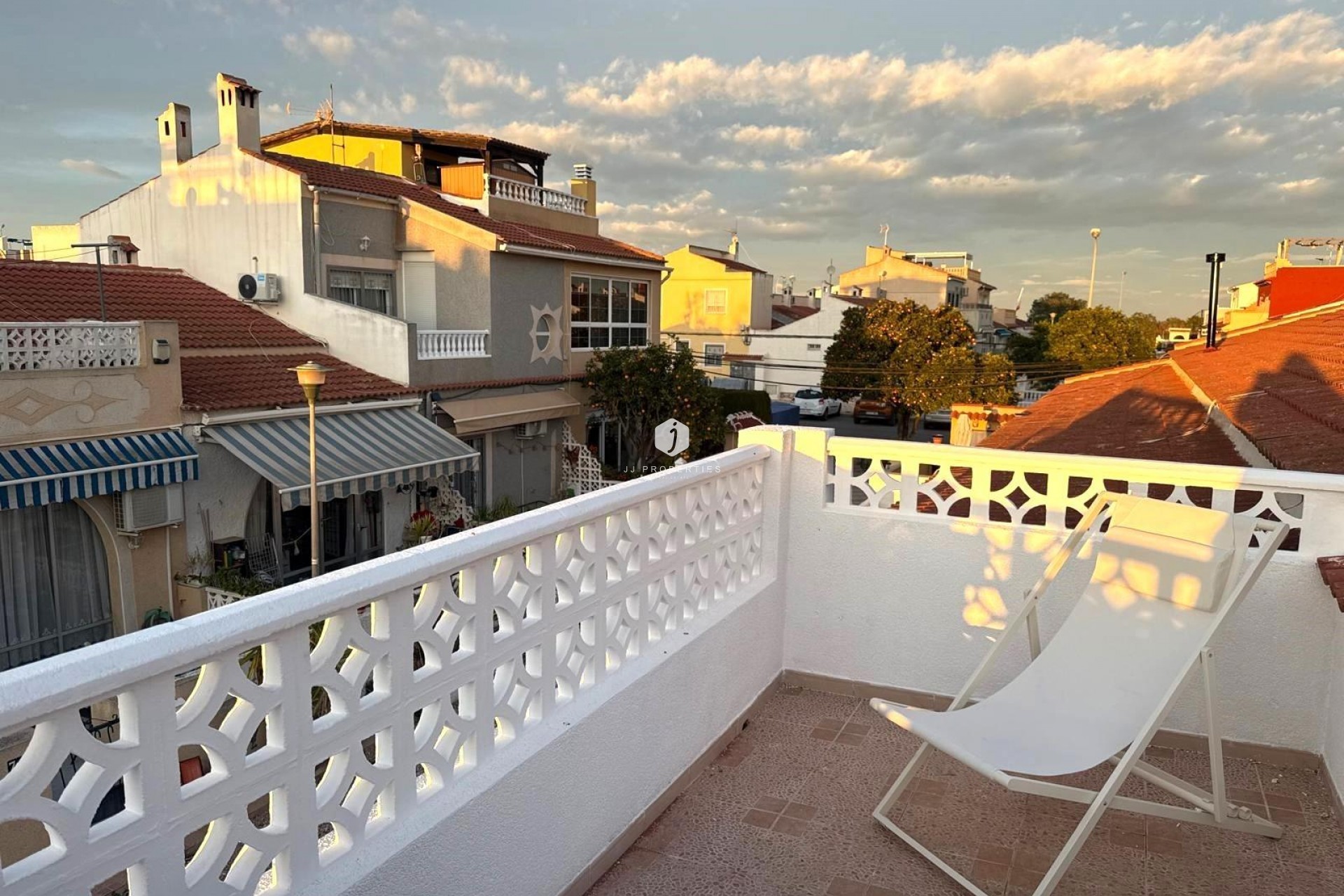 Tweedehands - Villa -
Torrevieja - El chaparral