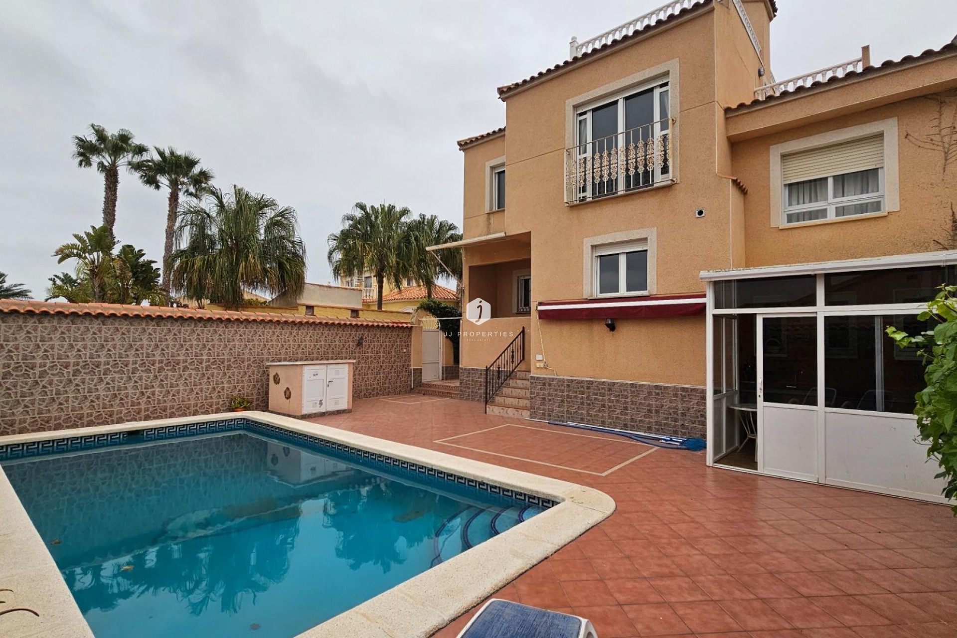 Tweedehands - Villa -
Torrevieja - El chaparral