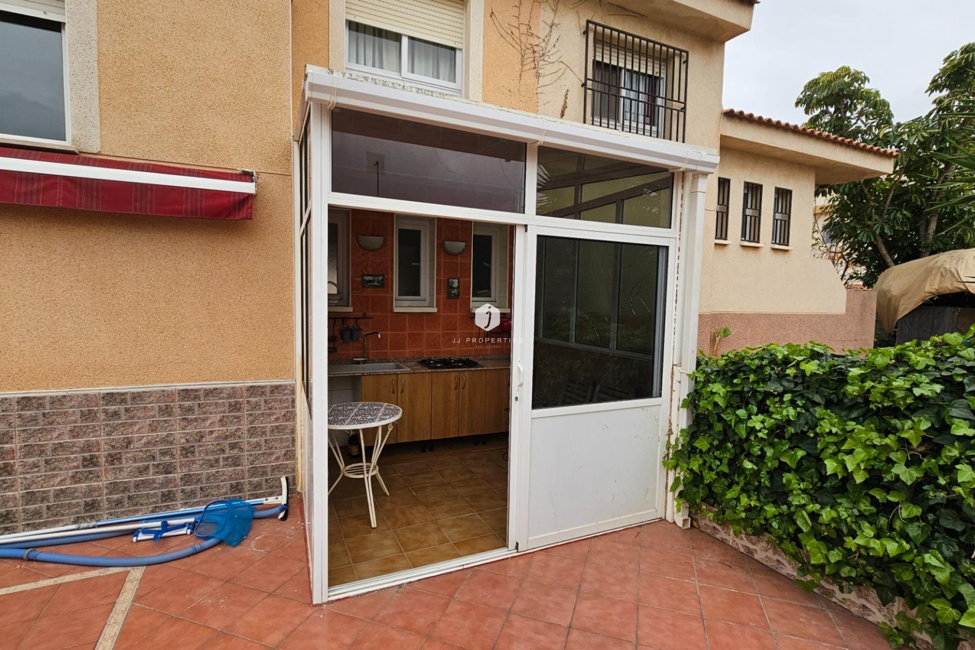 Tweedehands - Villa -
Torrevieja - El chaparral