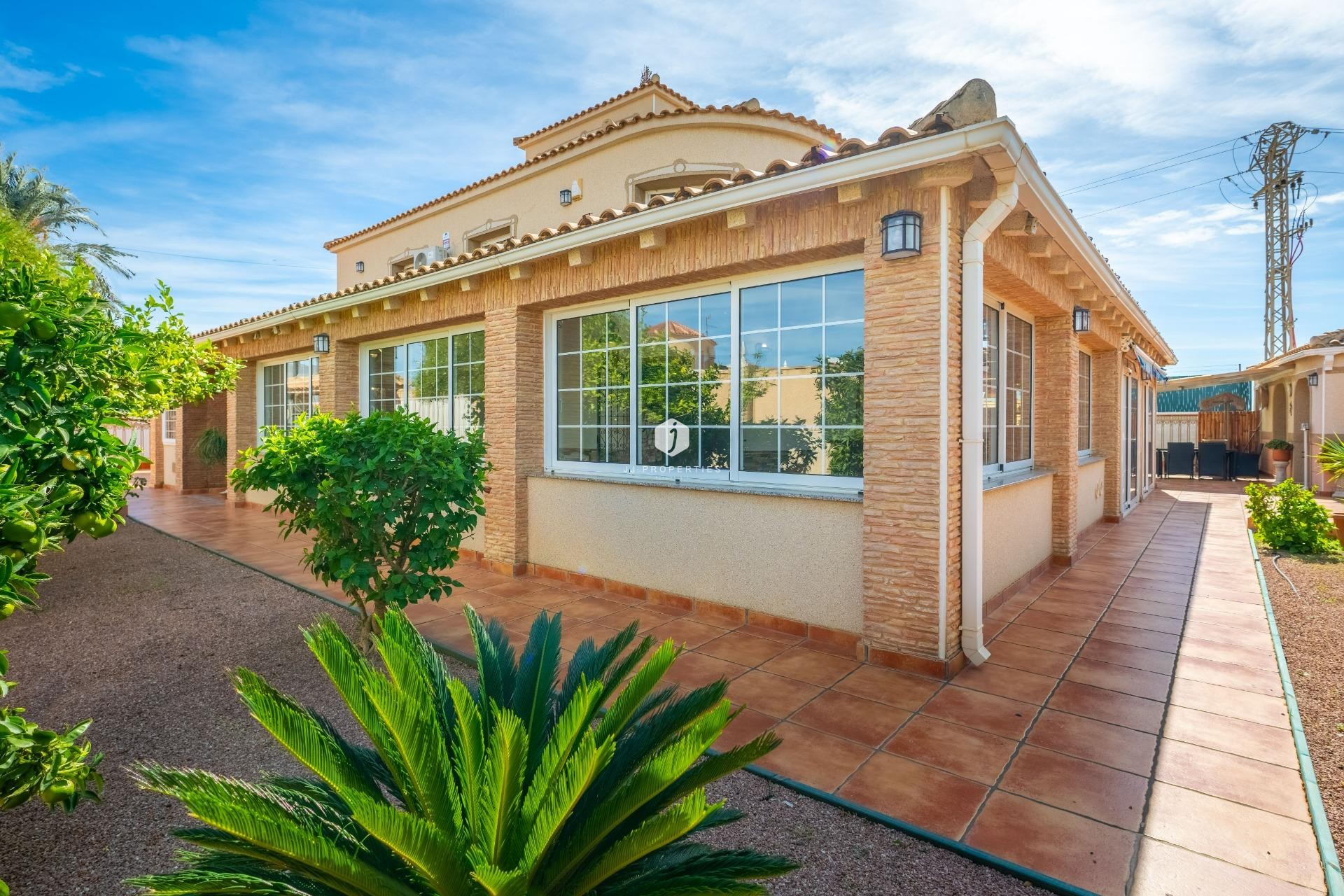 Tweedehands - Villa -
Torrevieja - El chaparral