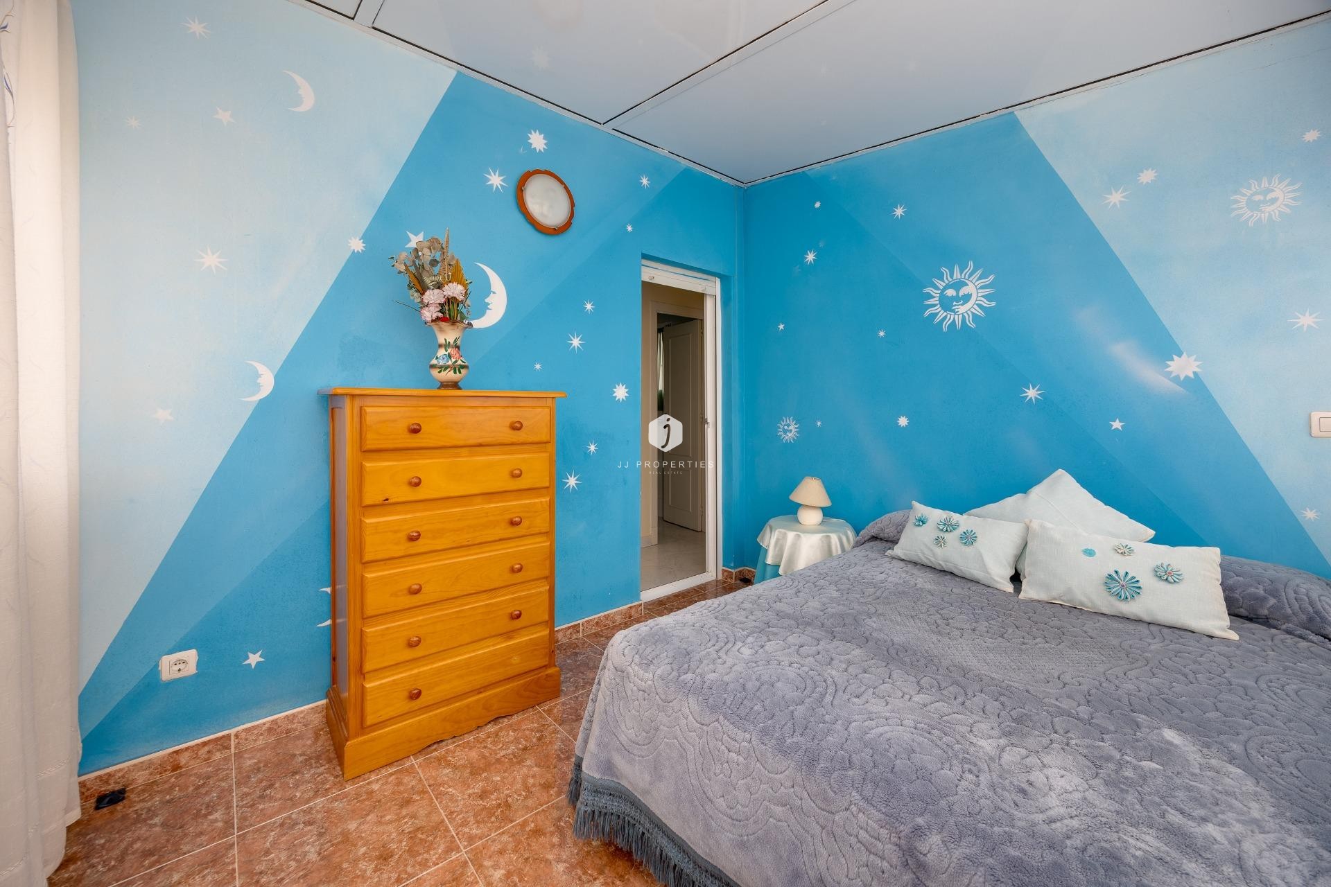 Tweedehands - Villa -
Torrevieja - El Limonar