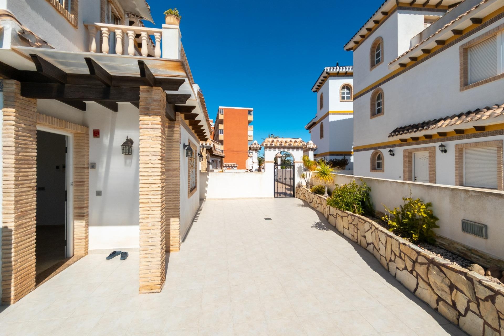 Tweedehands - Villa -
Torrevieja - La Mata