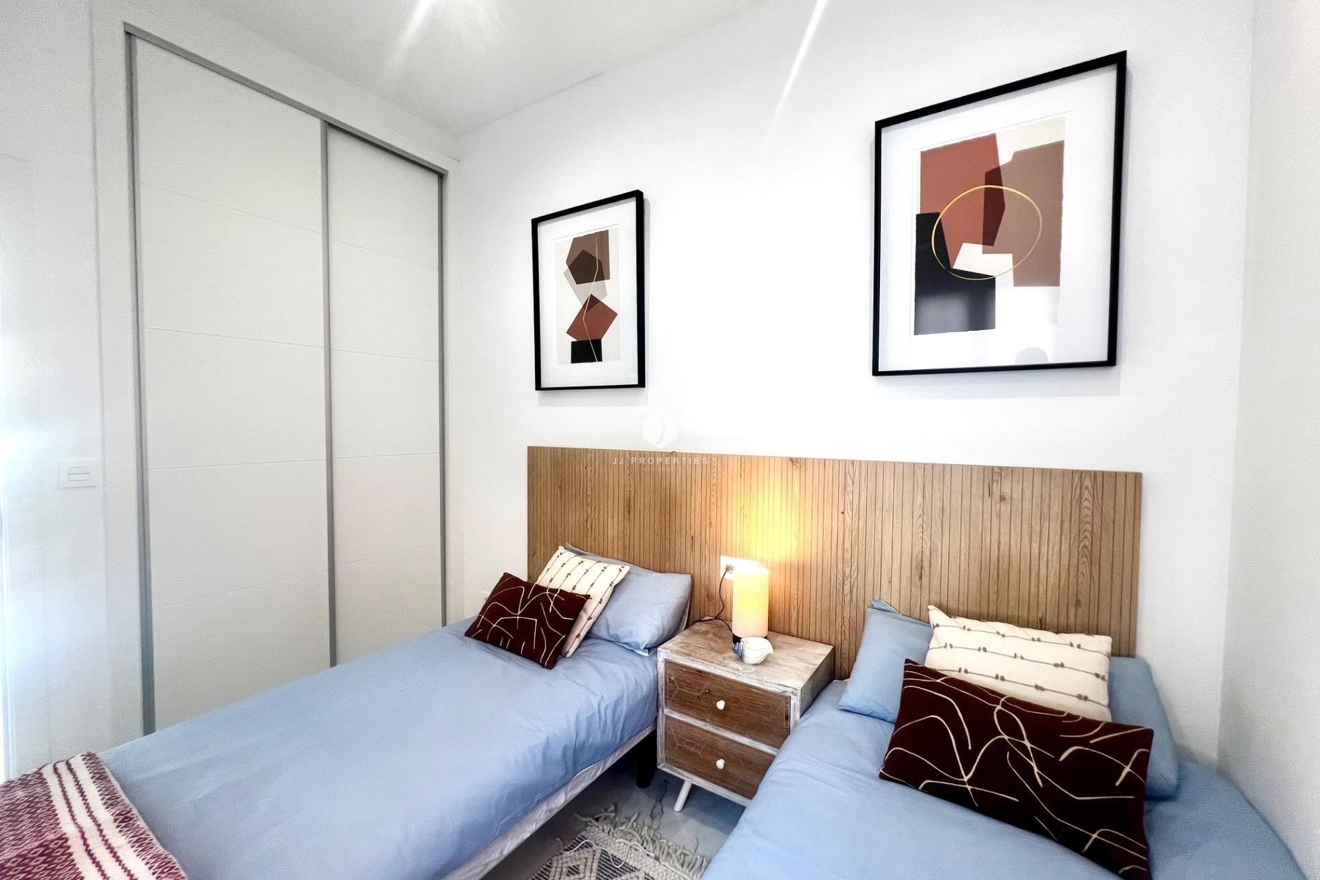 Tweedehands - Villa -
Torrevieja - La Siesta - El Salado - Torreta