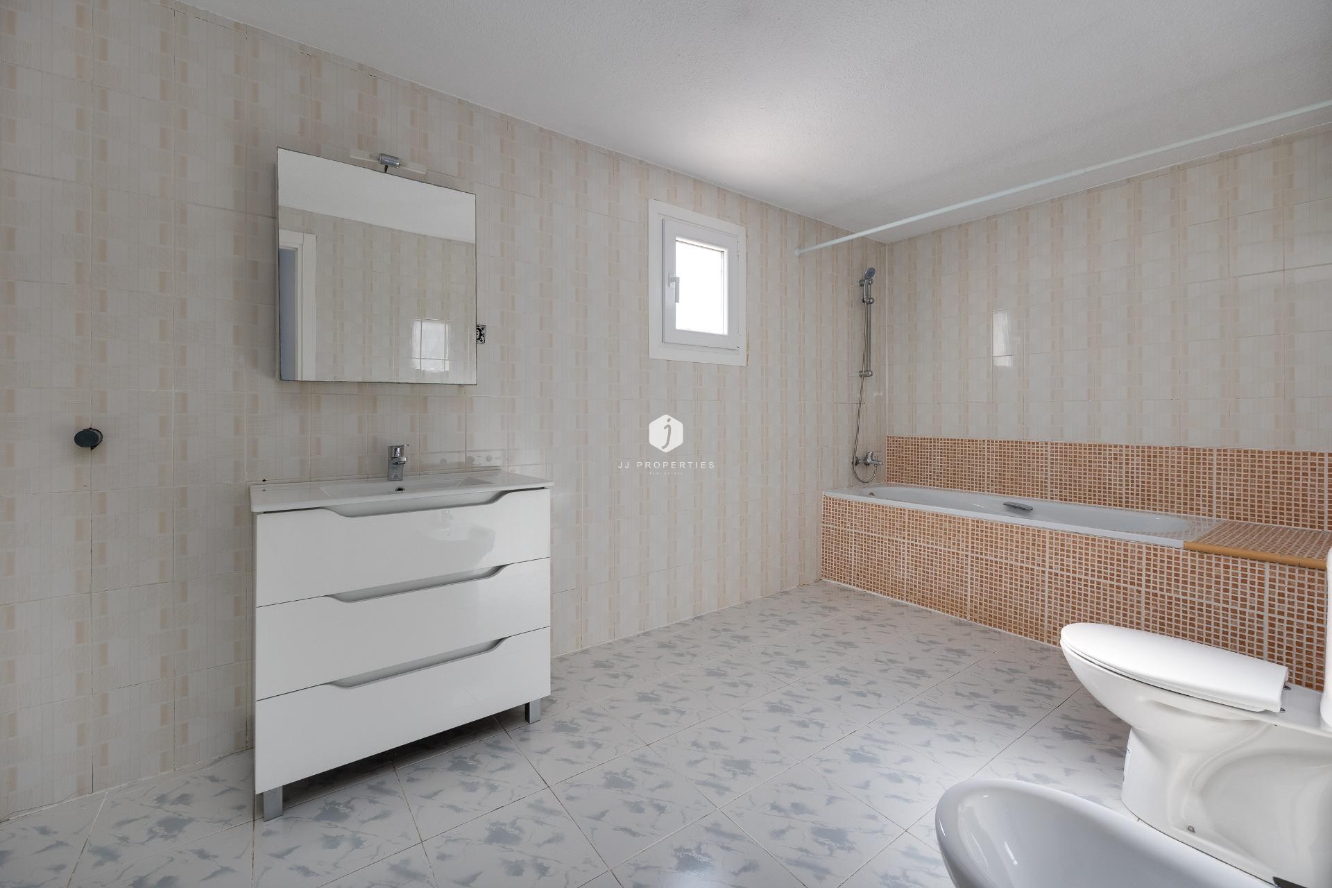 Tweedehands - Villa -
Torrevieja - La Siesta - El Salado - Torreta