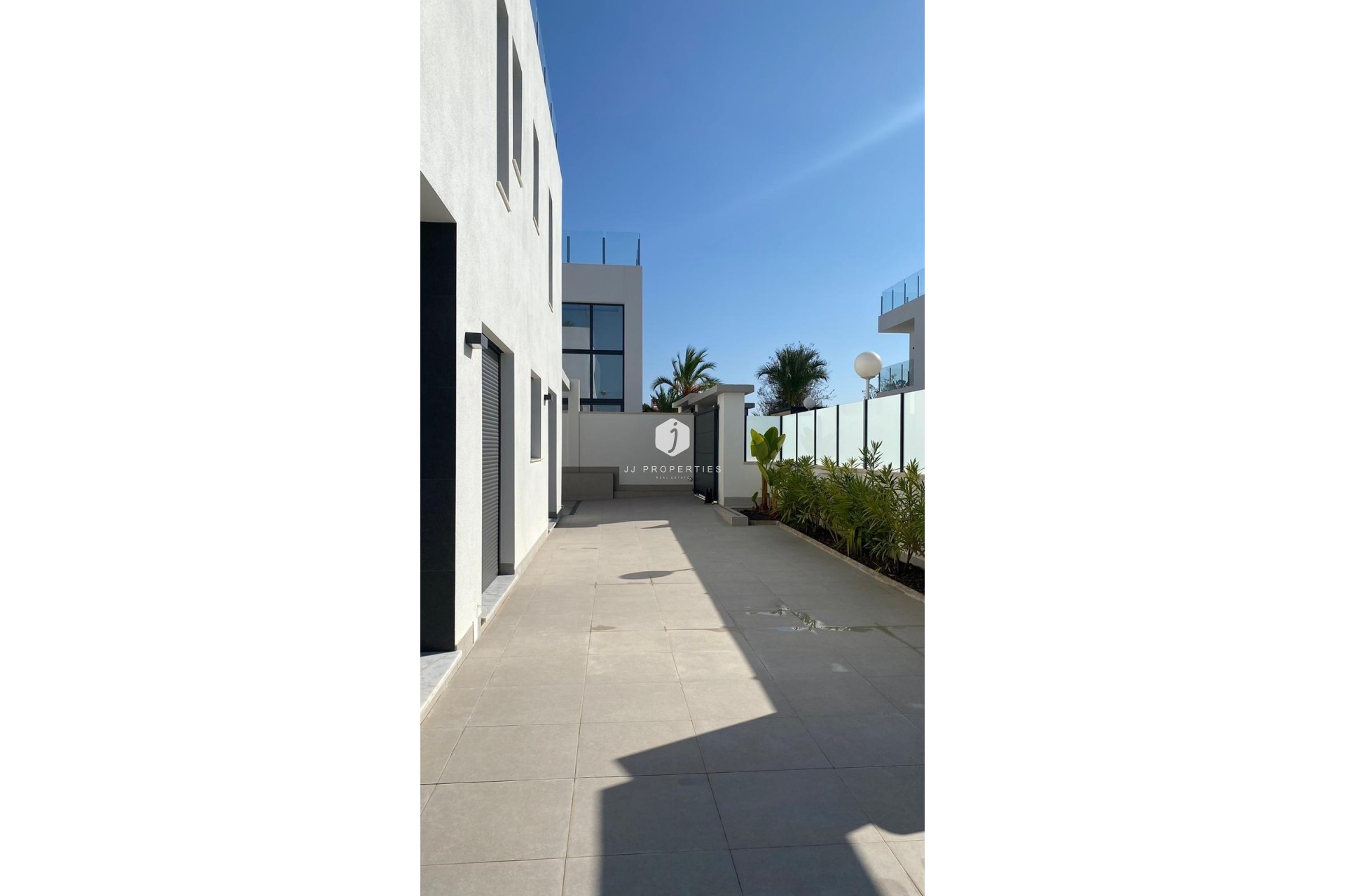 Tweedehands - Villa -
Torrevieja - Los Balcones