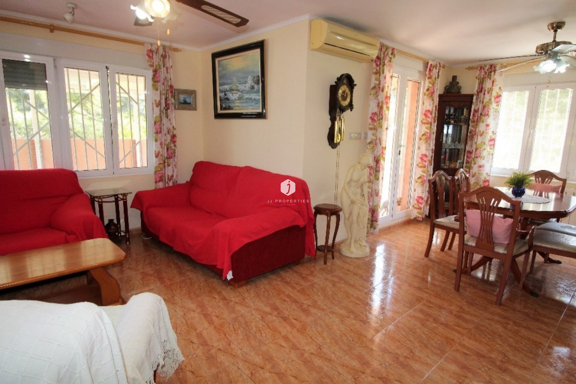 Tweedehands - Villa -
Torrevieja - Los Balcones