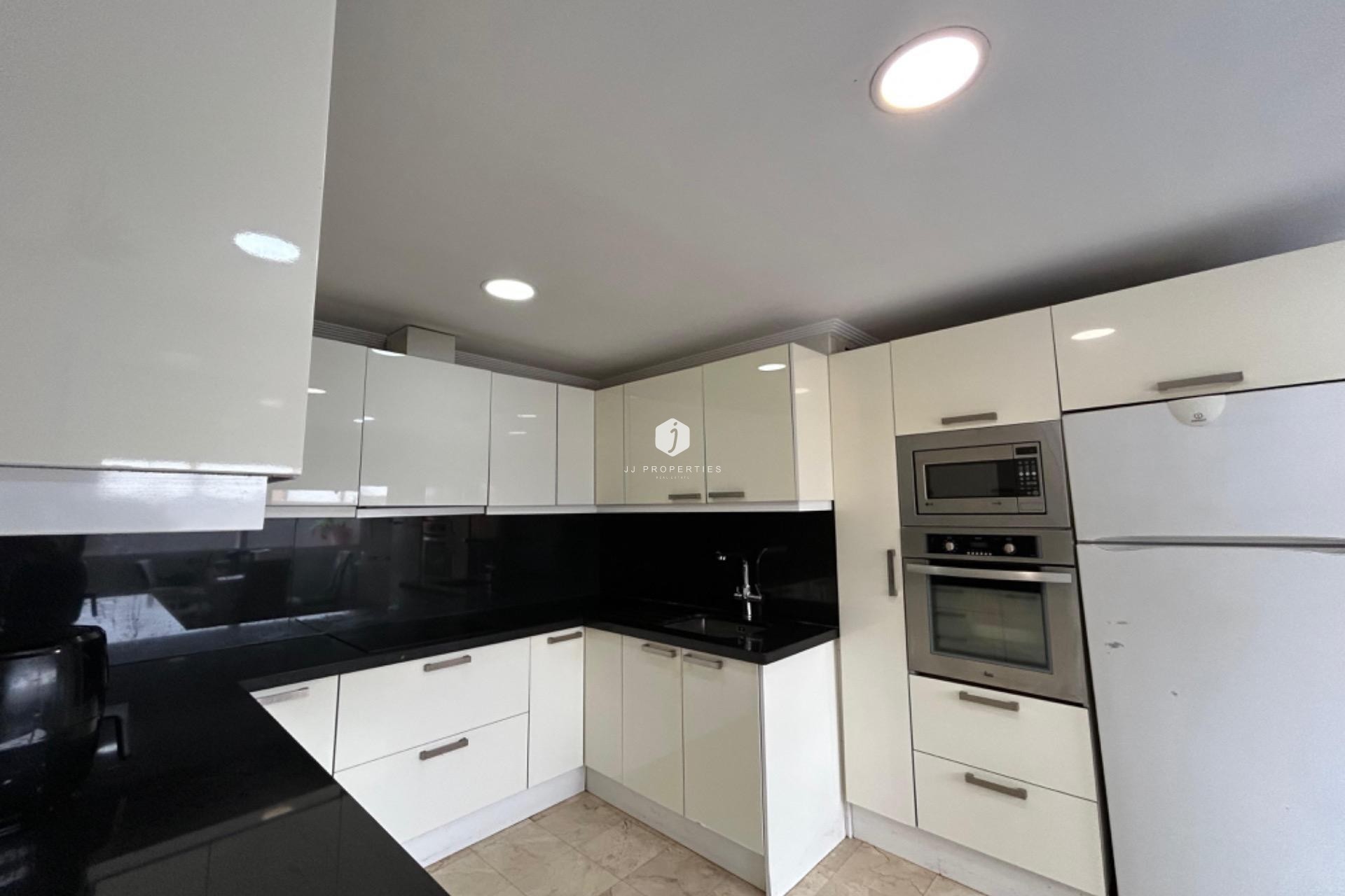 Tweedehands - Villa -
Torrevieja - Los Frutales