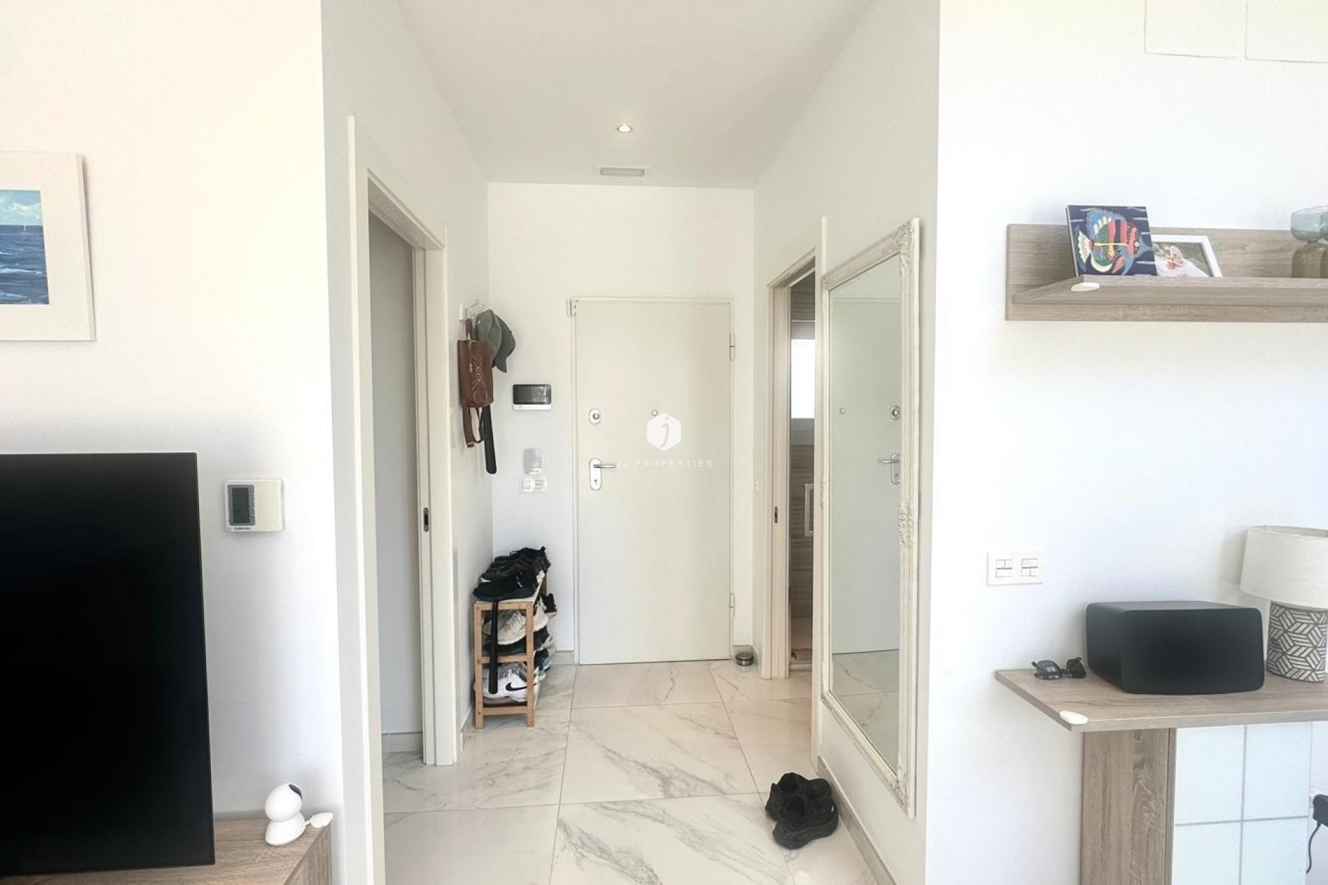 Tweedehands - Villa -
Torrevieja - Miramar - Torre Del Moro