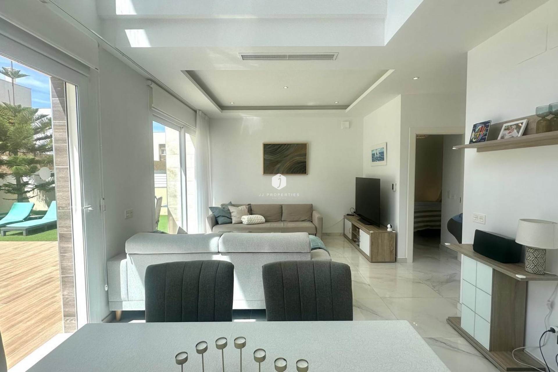 Tweedehands - Villa -
Torrevieja - Miramar - Torre Del Moro