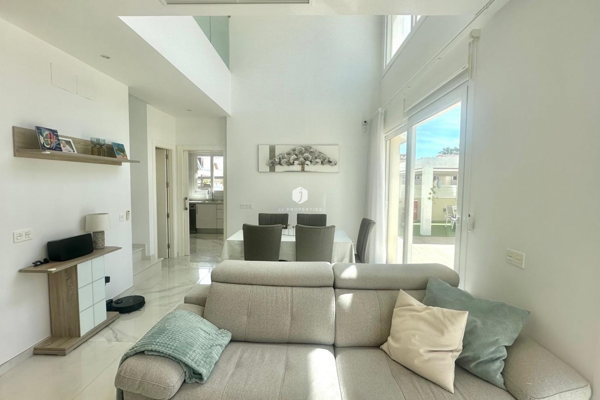 Tweedehands - Villa -
Torrevieja - Miramar - Torre Del Moro