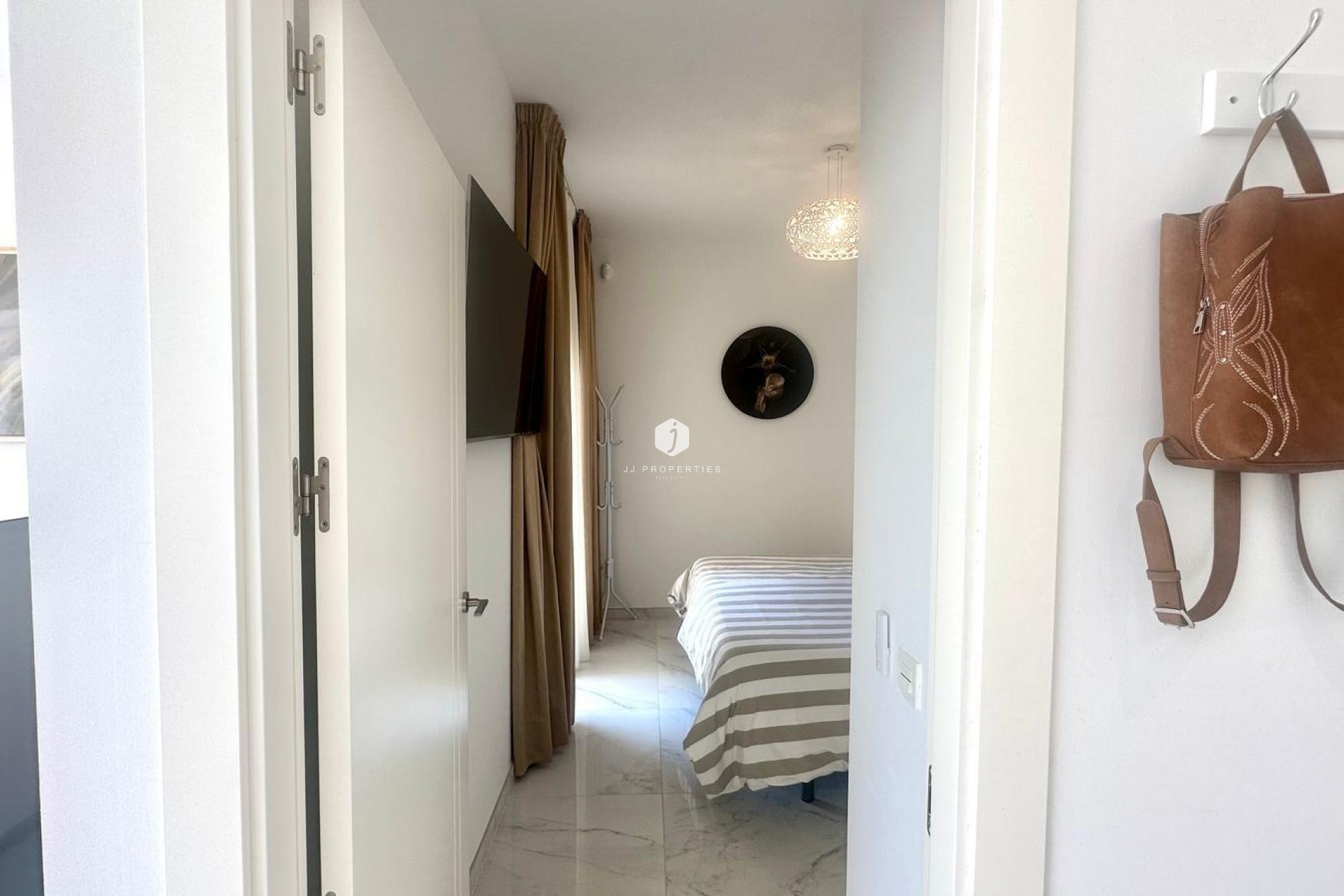 Tweedehands - Villa -
Torrevieja - Miramar - Torre Del Moro