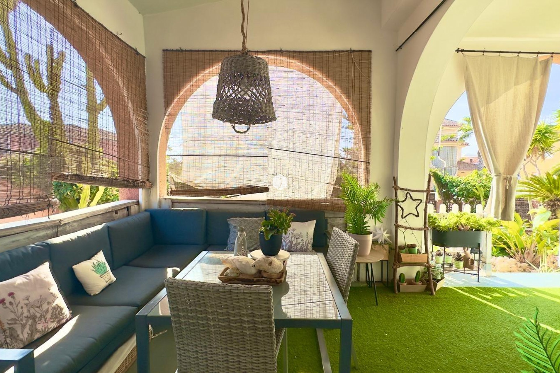 Tweedehands - Villa -
Torrevieja - Torreblanca