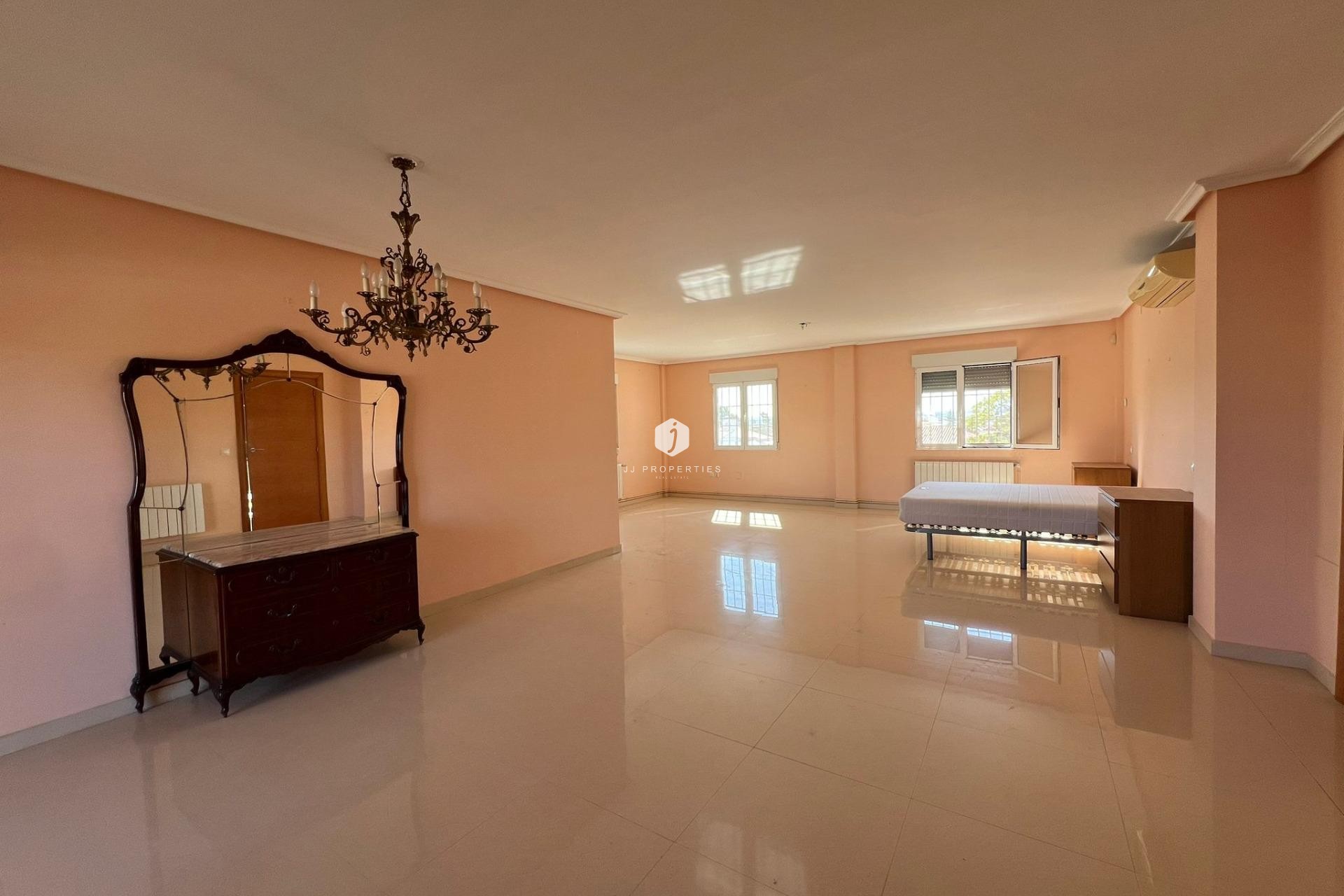 Tweedehands - Villa -
Torrevieja - Torreta Florida